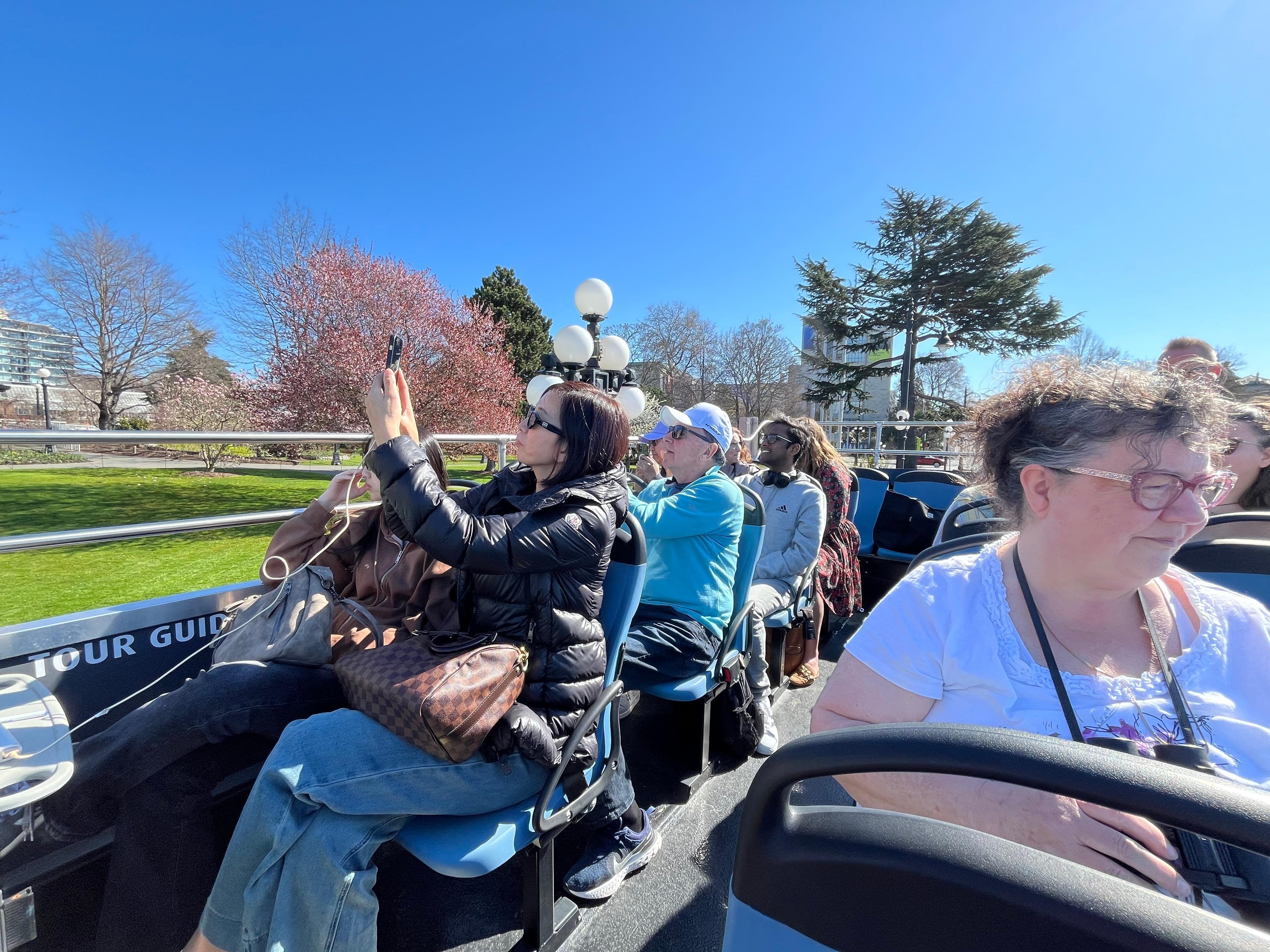 Victoria Open-Top Double-Decker Hop-On-Hop-Off Tour