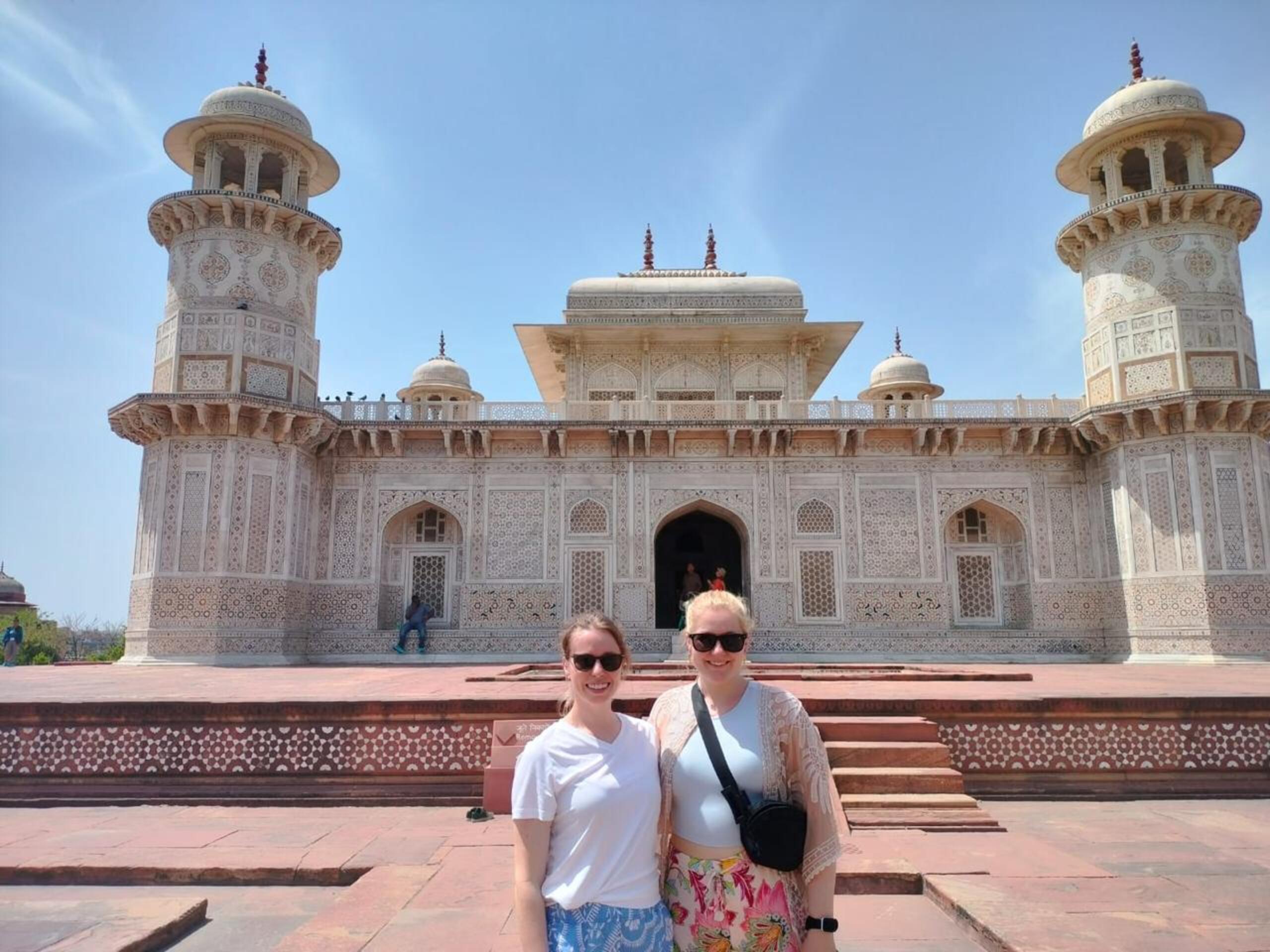 Private Taj Mahal & Agra Day Tour from Delhi with 5-Star Dining