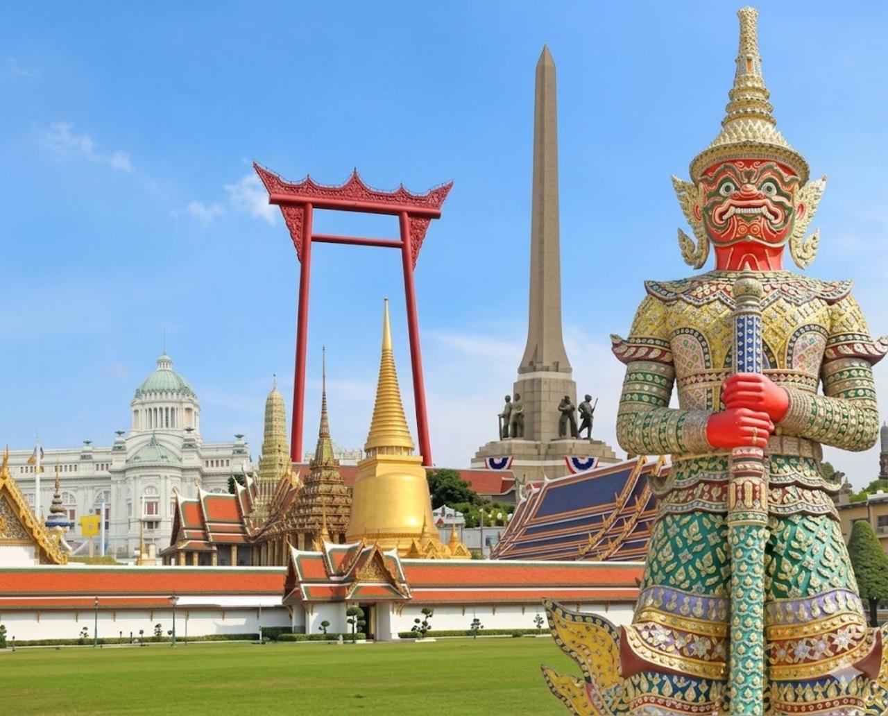 Private Bangkok Airport Welcome Tour with City Introduction