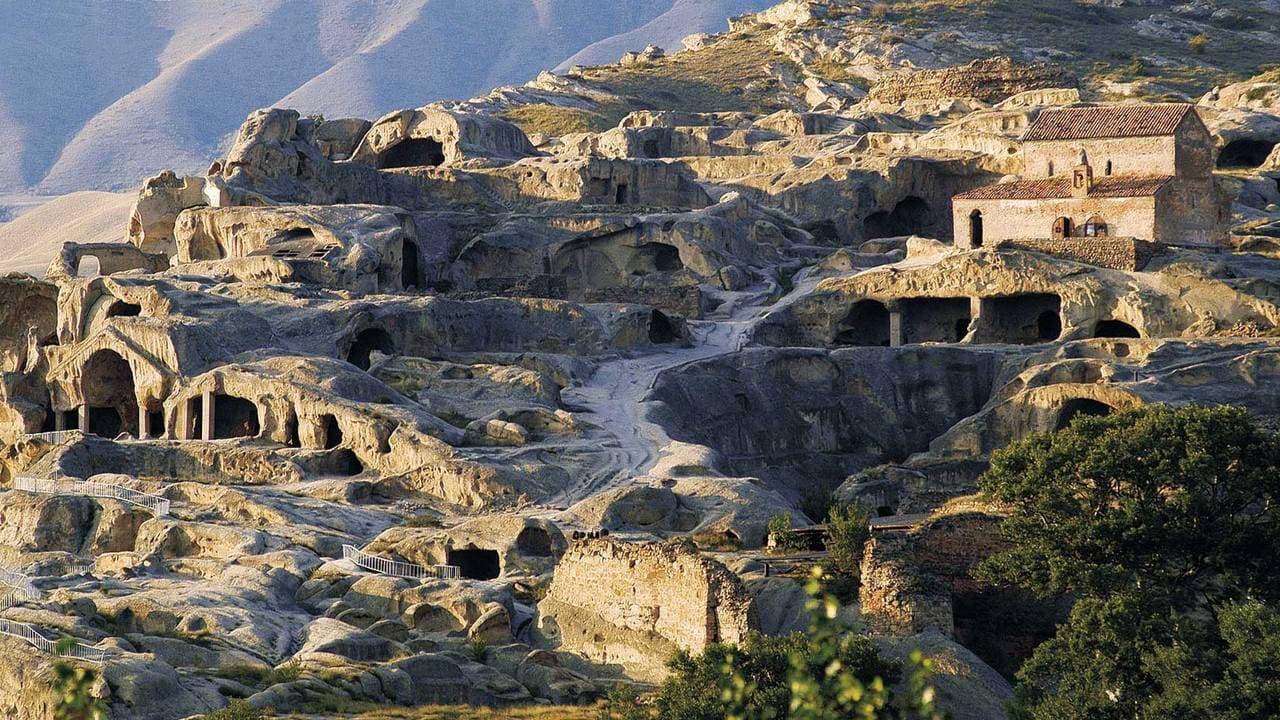 Mtskheta, Jvari, Gori & Uplistsikhe Cave City Day Tour