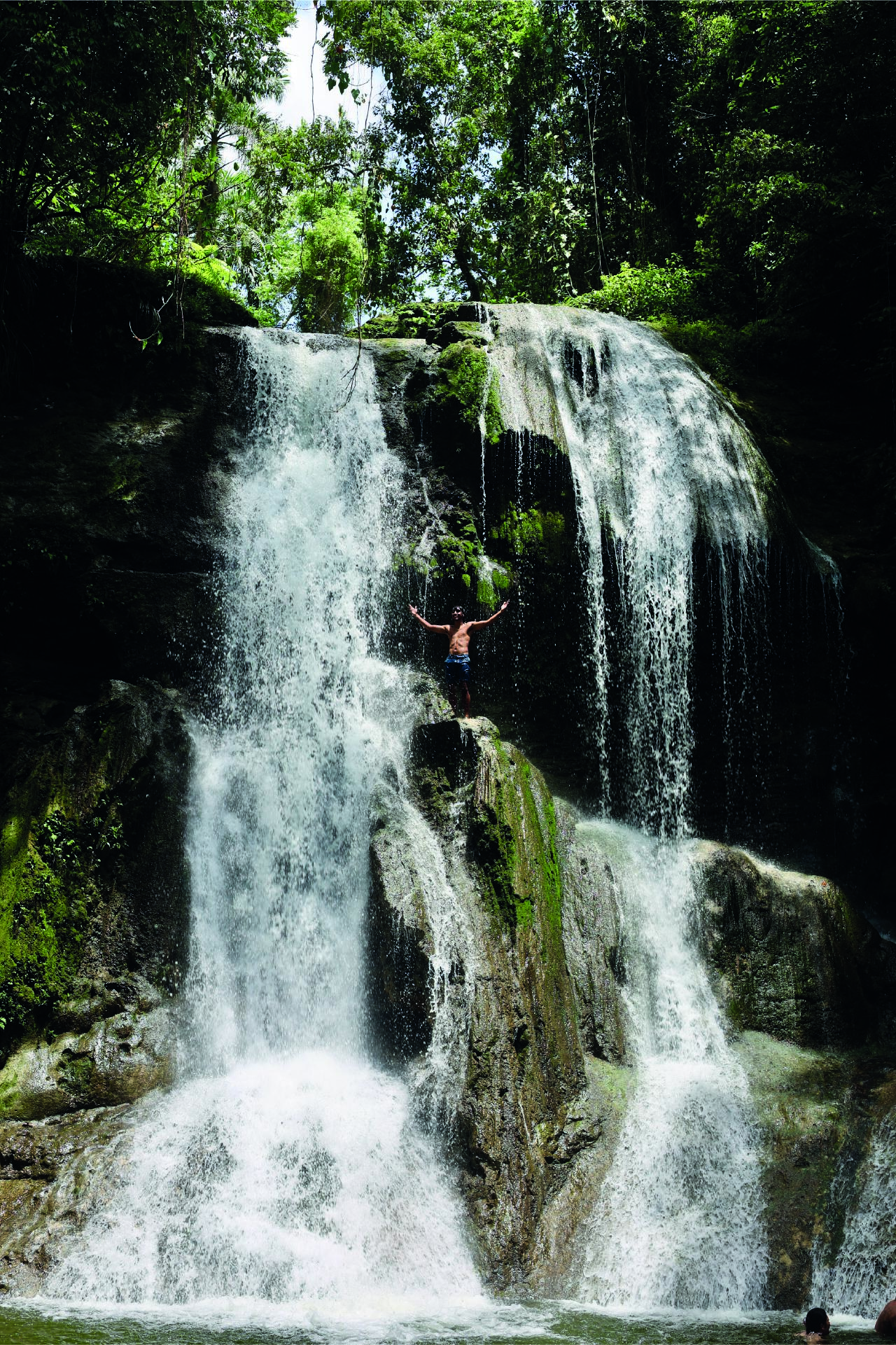 Puerto Rico All-in-One: Waterfalls, Cueva del Indio & Beach Tour
