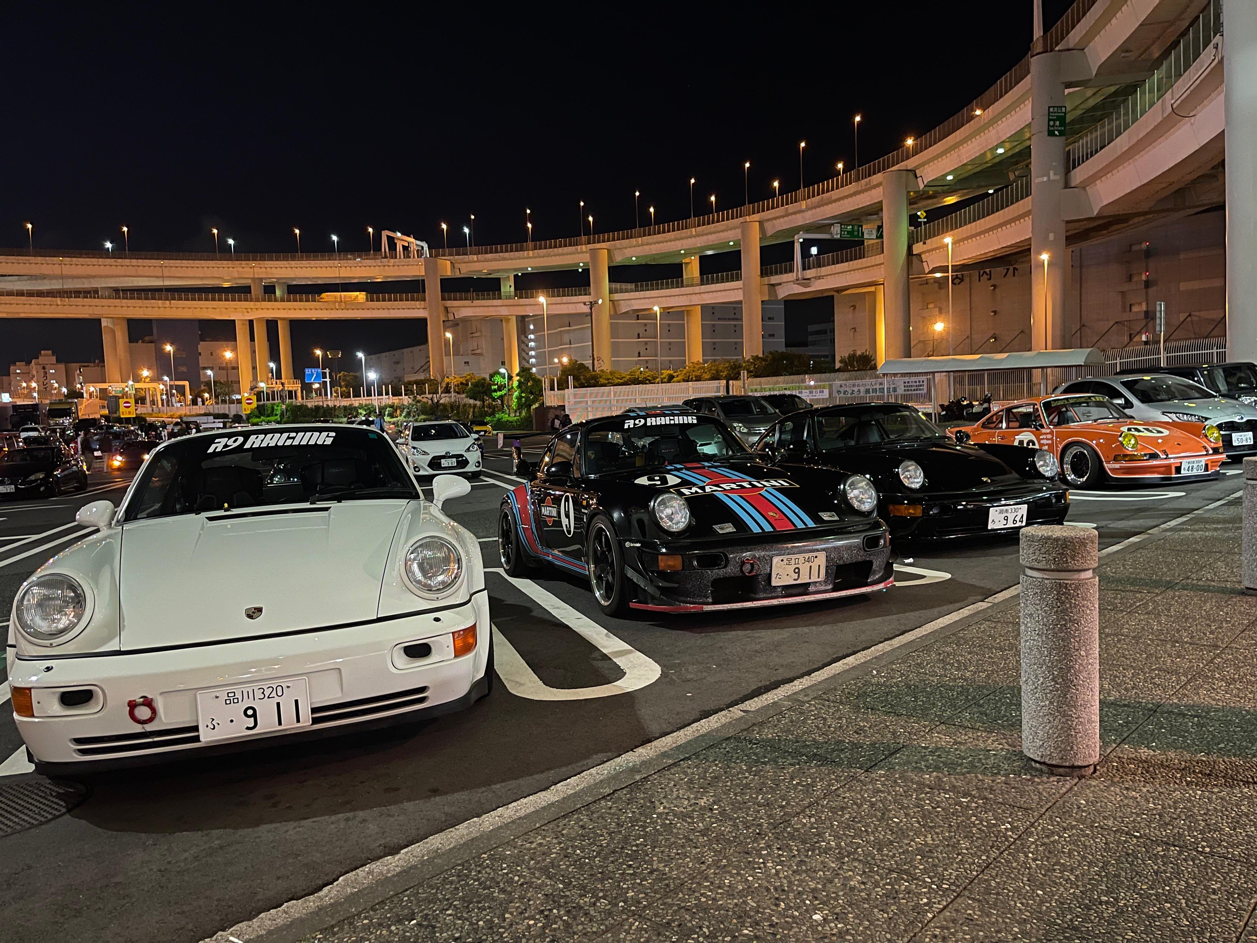 Daikoku Parking : going by this mini JDM - one customer only