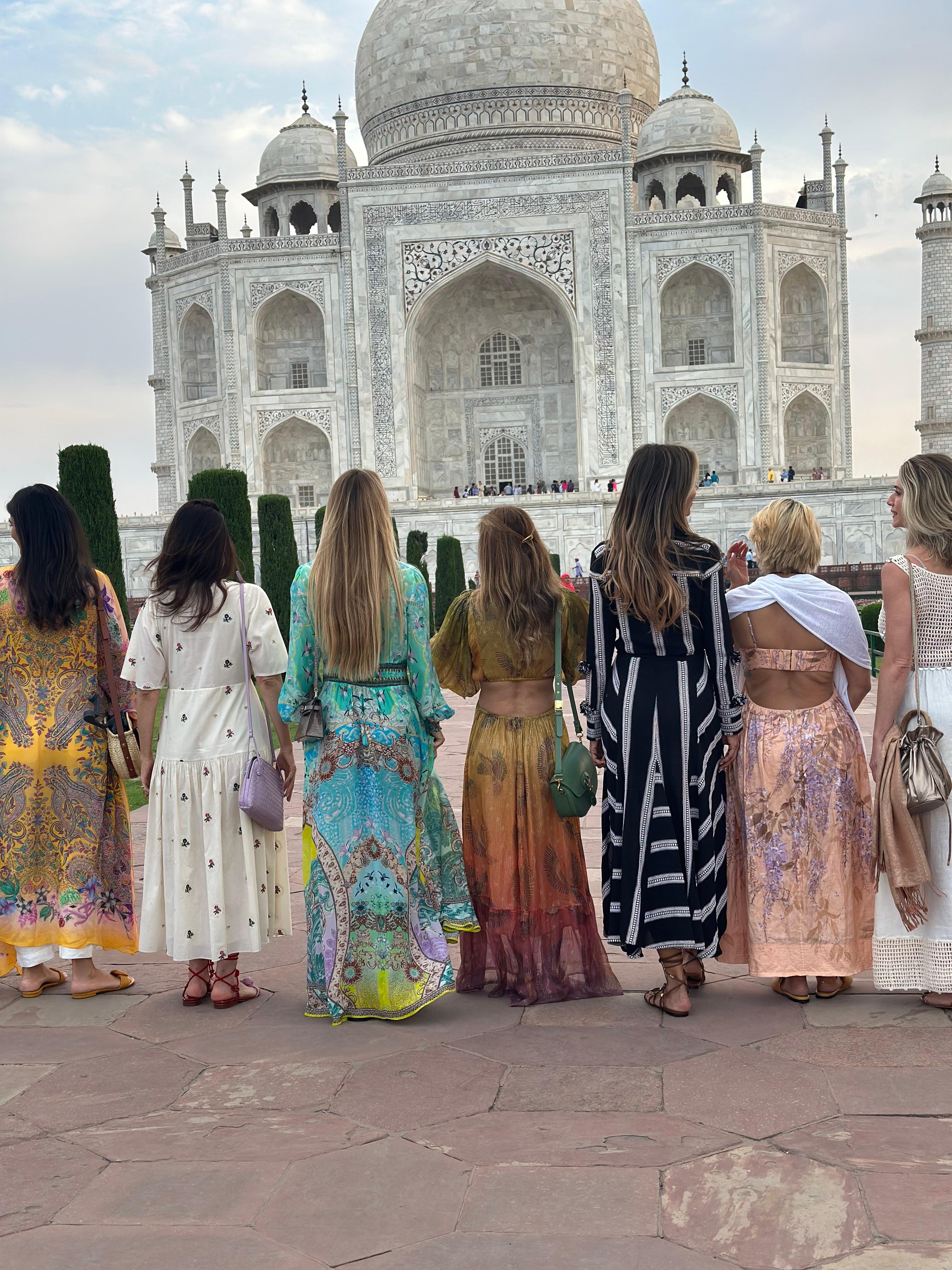 Delhi to Taj Mahal Sunrise Photography Tour with Licensed Guide