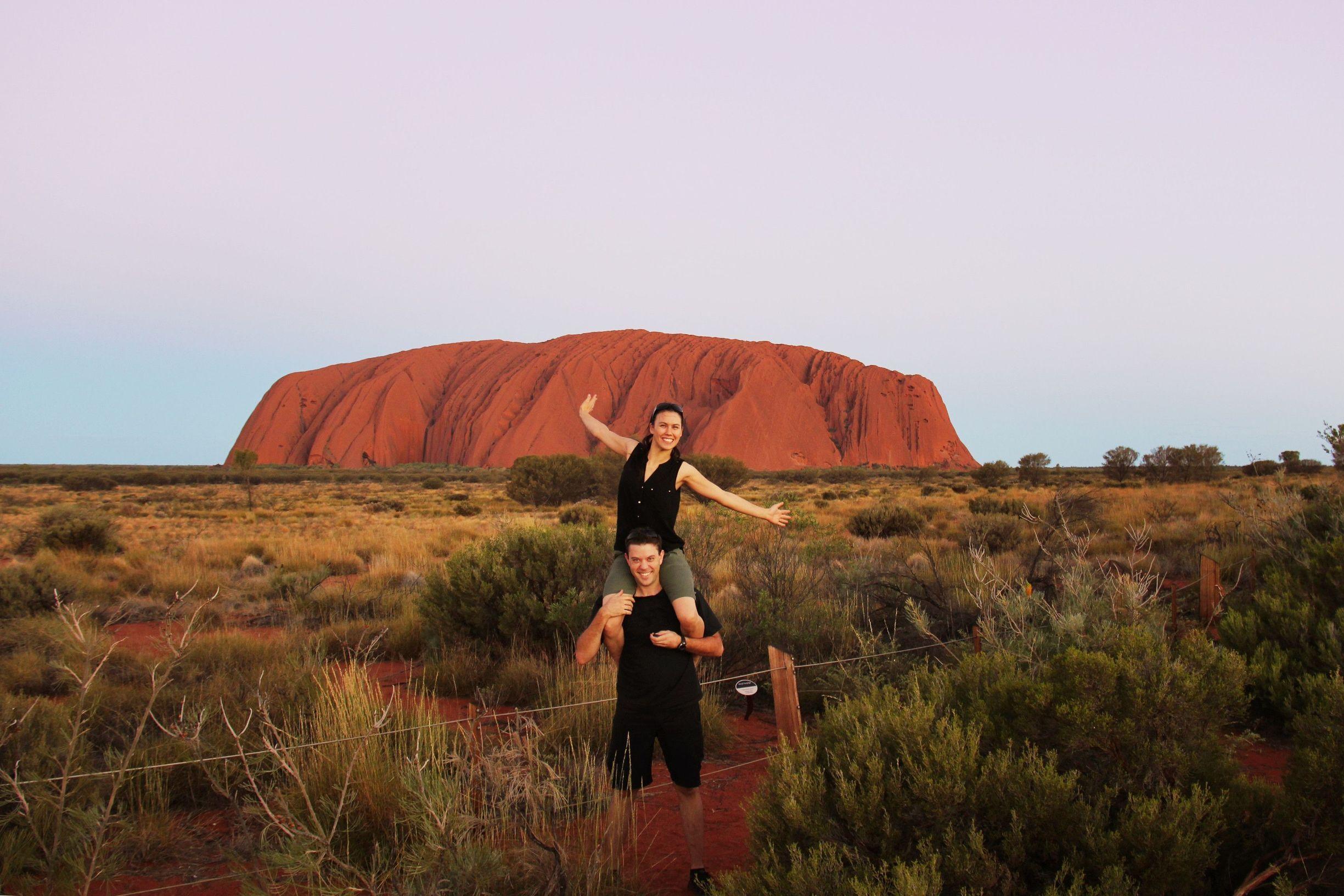 Uluru Day Trip from Alice Springs with Sunset BBQ