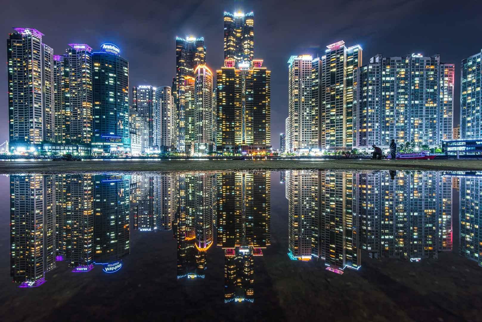 Busan sunset Sky Capsule and night photography tour — image 5