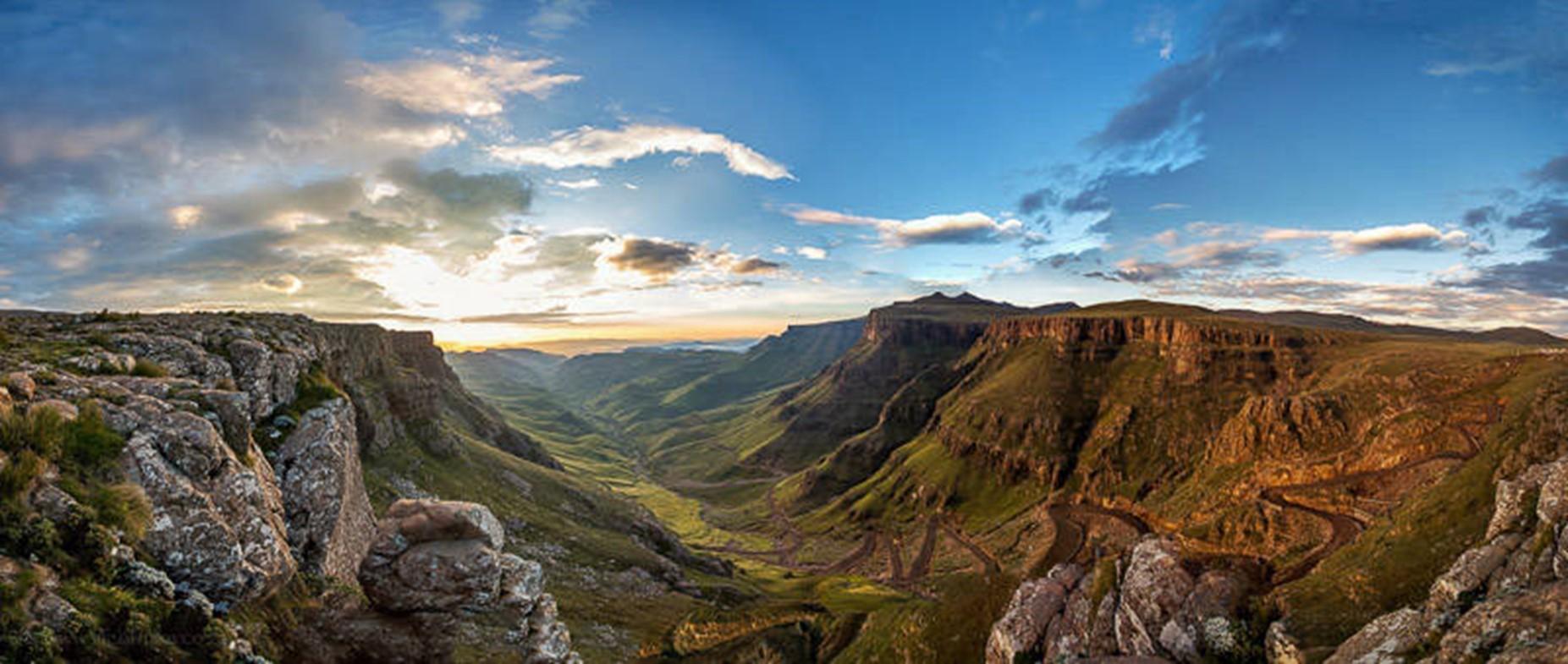 Private Sani Pass & Lesotho Cultural Experience from Durban
