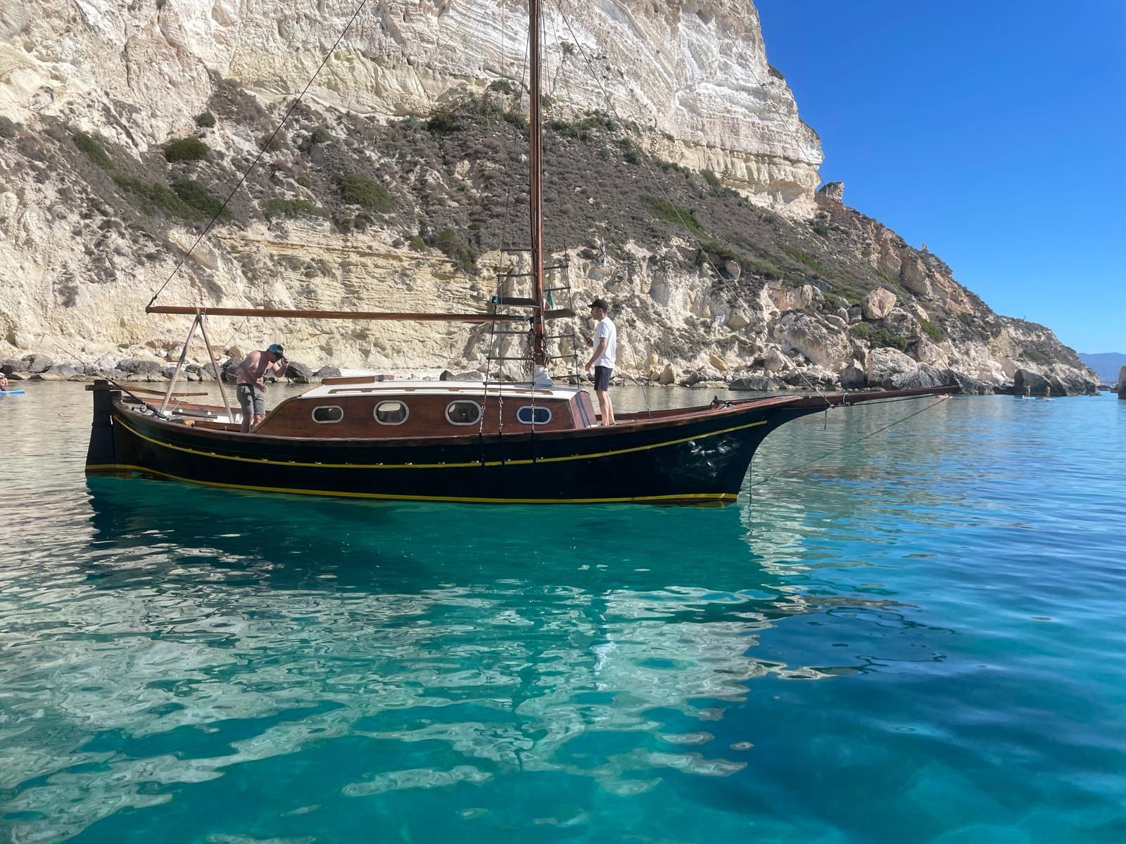 Gulf of Cagliari Boat Excursion with Aperitivo
