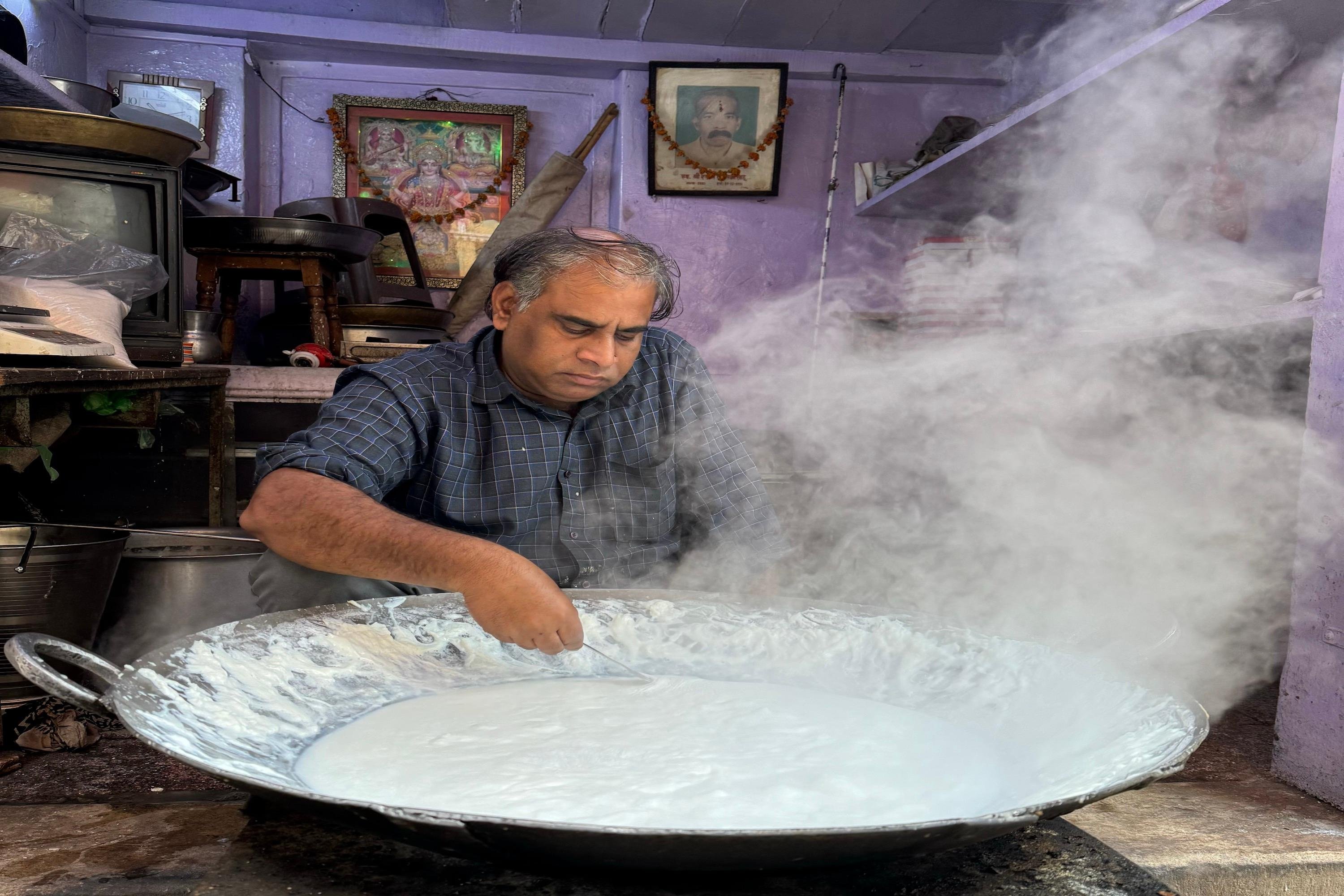 Jaipur Heritage Walk & Street Food Tasting