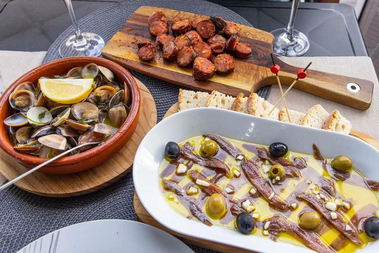 Private Algarve Wine & Gastronomy Experience from Faro