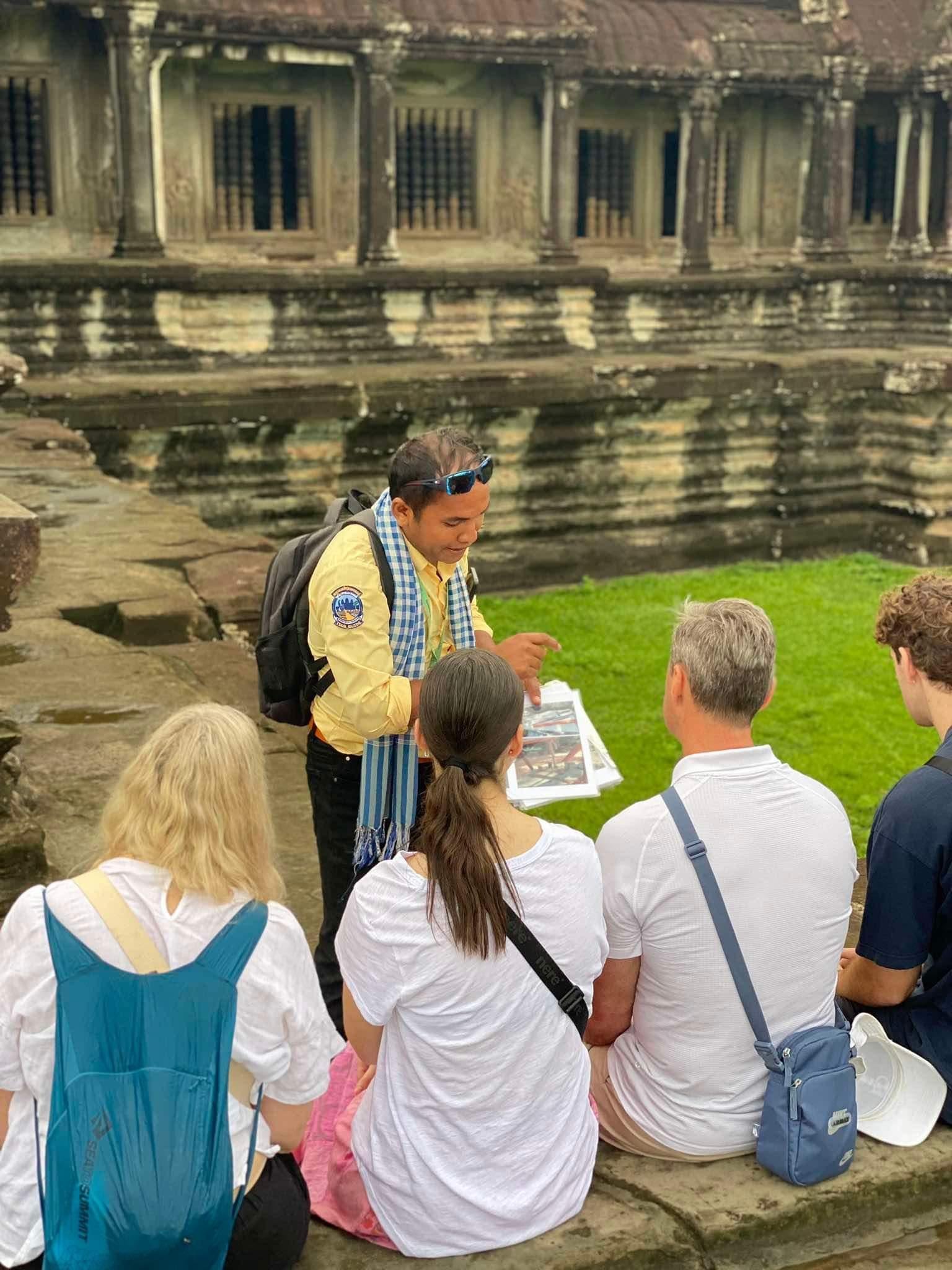 Siem Reap: Sunrise Angkor Wat & Ancient Temples Small-Group Tour
