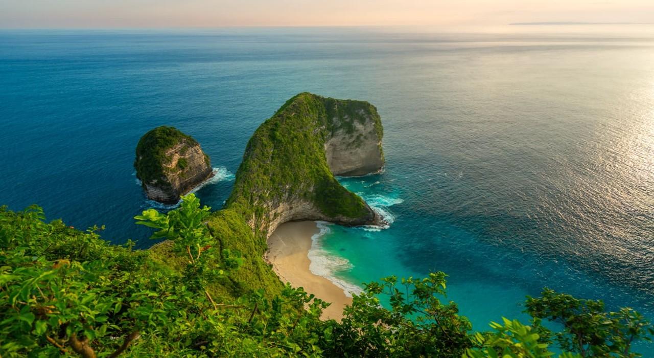 Nusa Penida Private East & West Highlights Day Tour