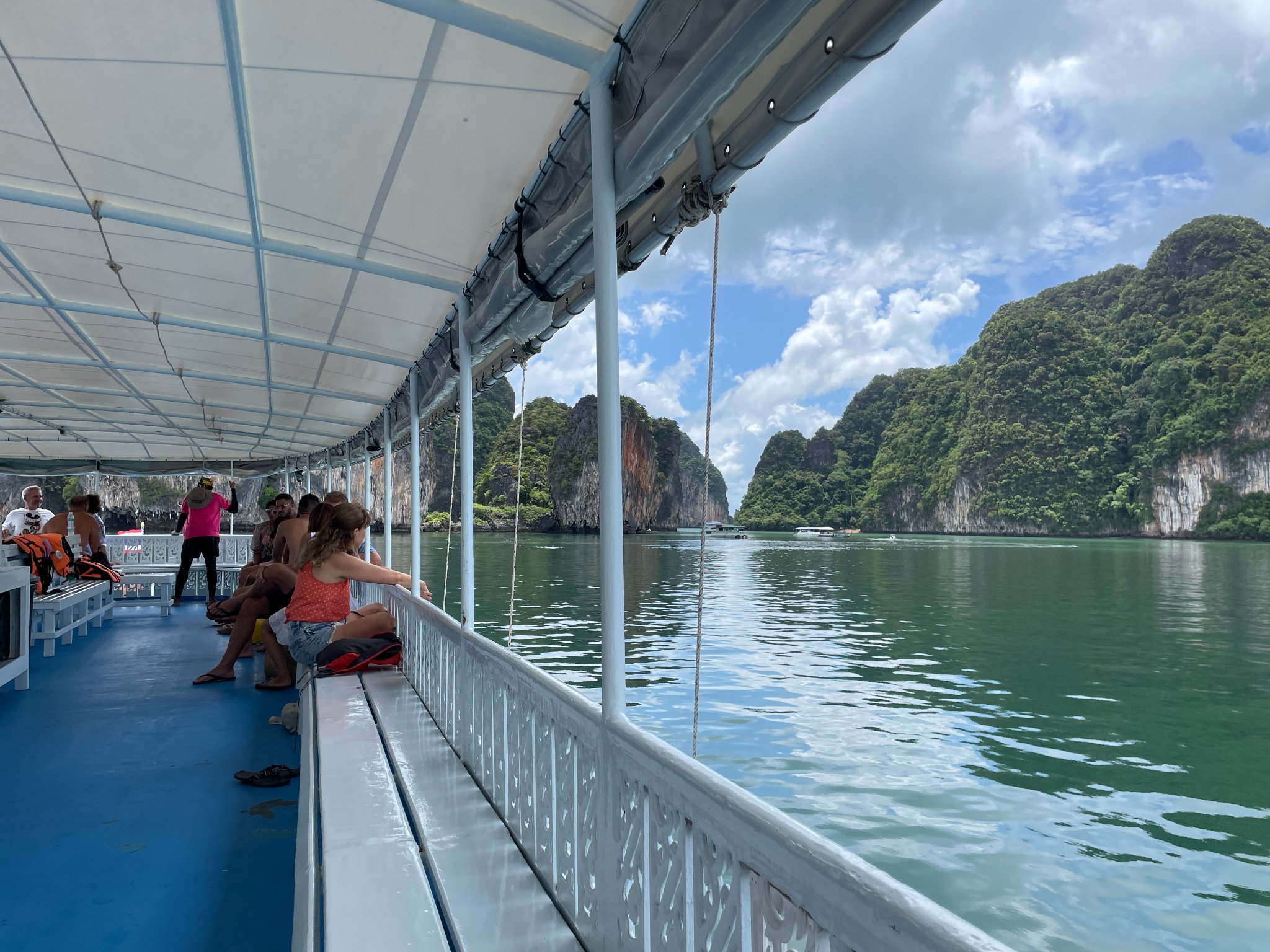 James Bond Island & Sea Cave Canoe Adventure by Big Boat – Phang Nga Bay