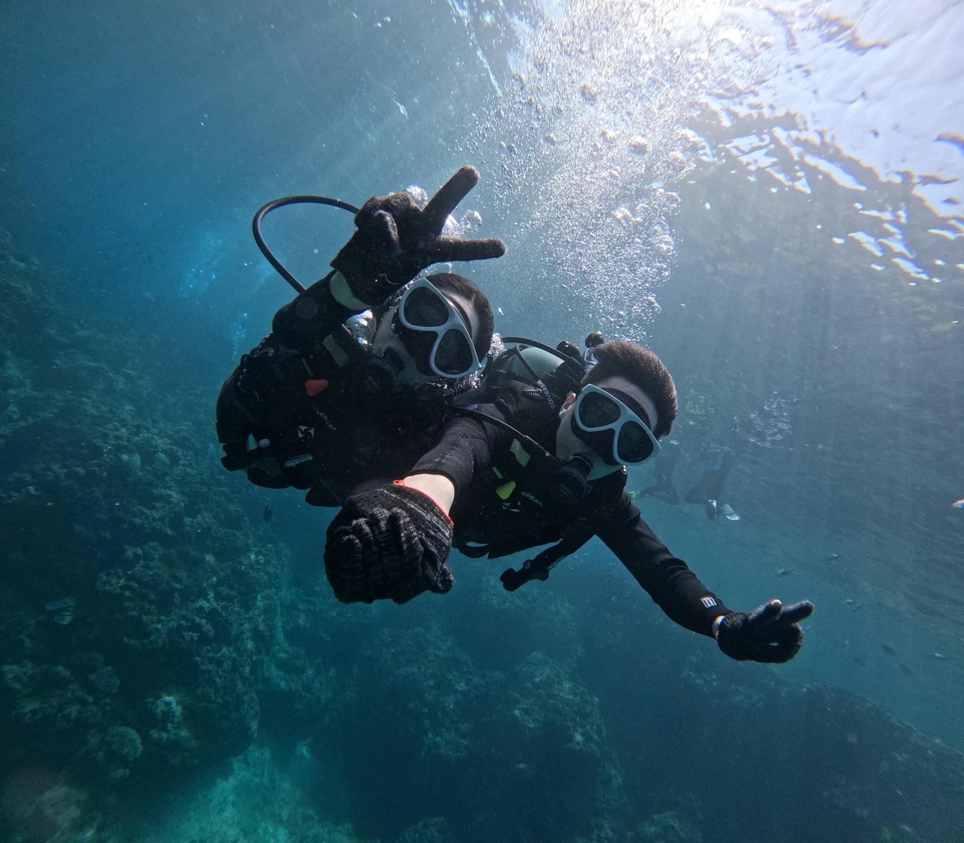 Okinawa: Blue Cave Scuba Diving Tour with GoPro Photos
