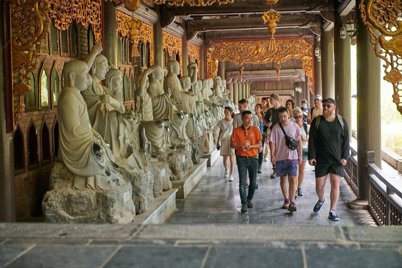 Private Ninh Binh Full-Day Tour: Hoa Lu, Bai Dinh, Trang An & Mua Cave