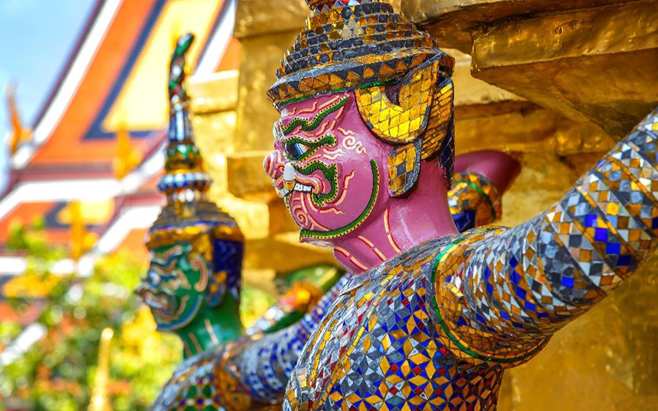 Bangkok Shore Excursion: Grand Palace, Wat Pho & Canal Cruise from Laem Chabang