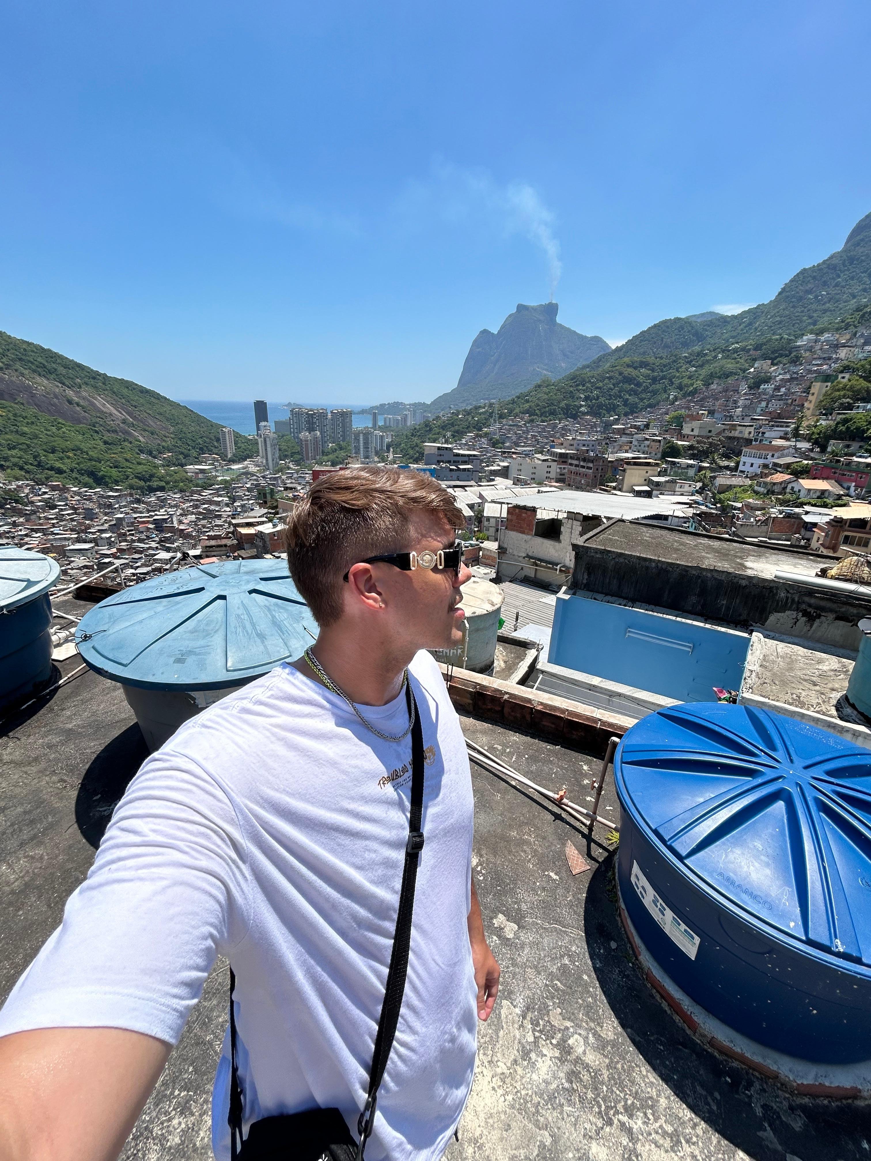 Rocinha Favela 3-Hour Walking Tour with a Local Guide