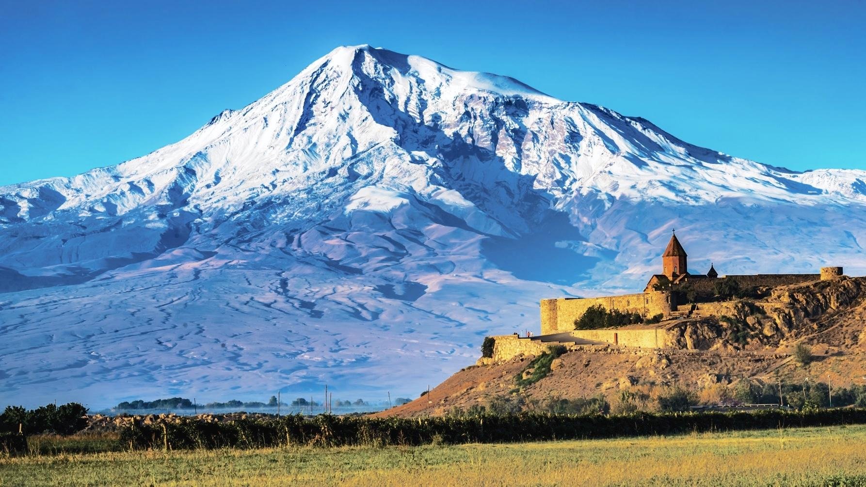 Armenian Heritage Tour: Garni Temple, Geghard Monastery & Mount Ararat Views