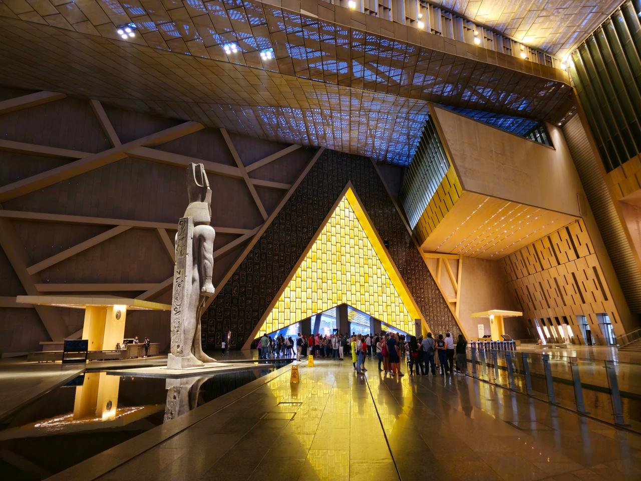 Cairo Pyramids & Museum Day Trip from Hurghada