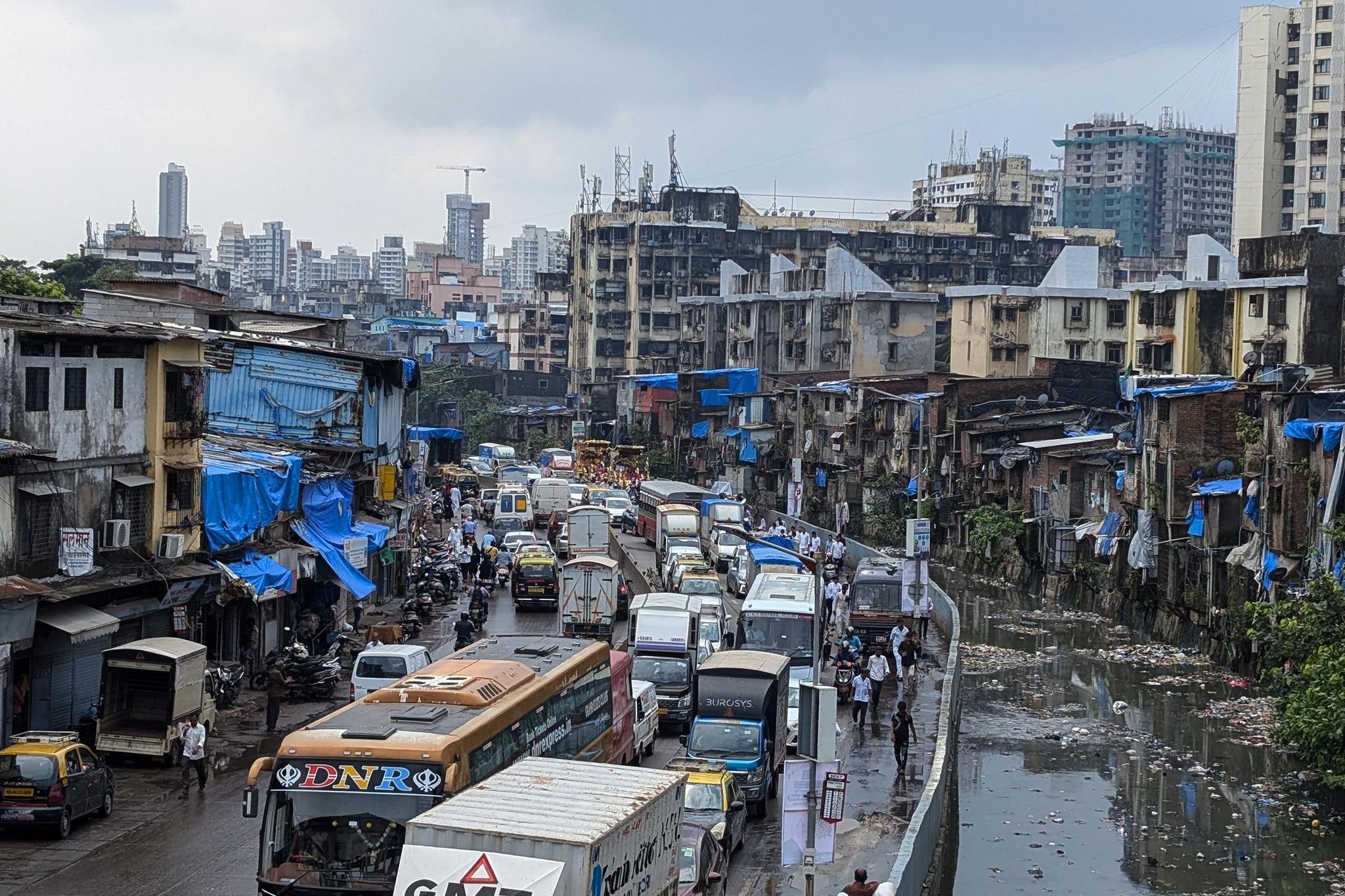 Private Mumbai Dharavi & Dhobi Ghat Cultural Tour