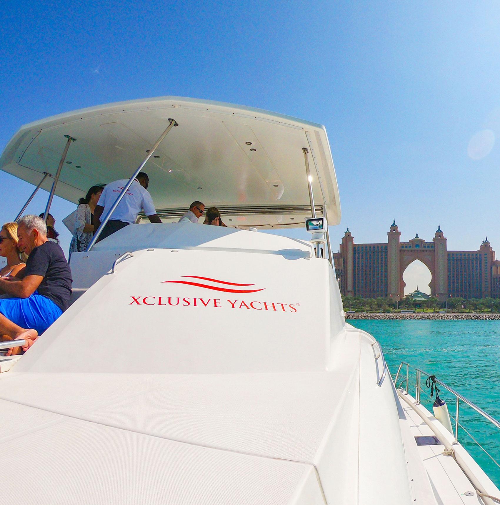 Dubai Marina Luxury Yacht Cruise with Breakfast or BBQ