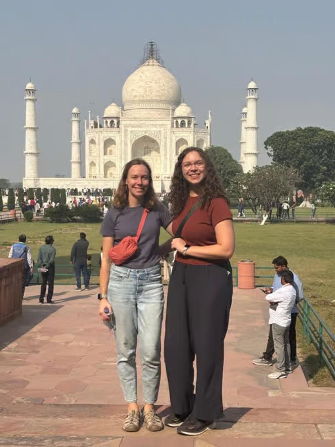 Delhi to Taj Mahal Sunrise Photography Tour with Licensed Guide