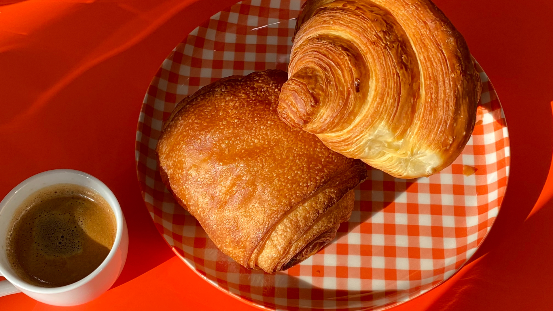 French Breakfast Pastry Class: Croissant & Pain au Chocolat in Paris
