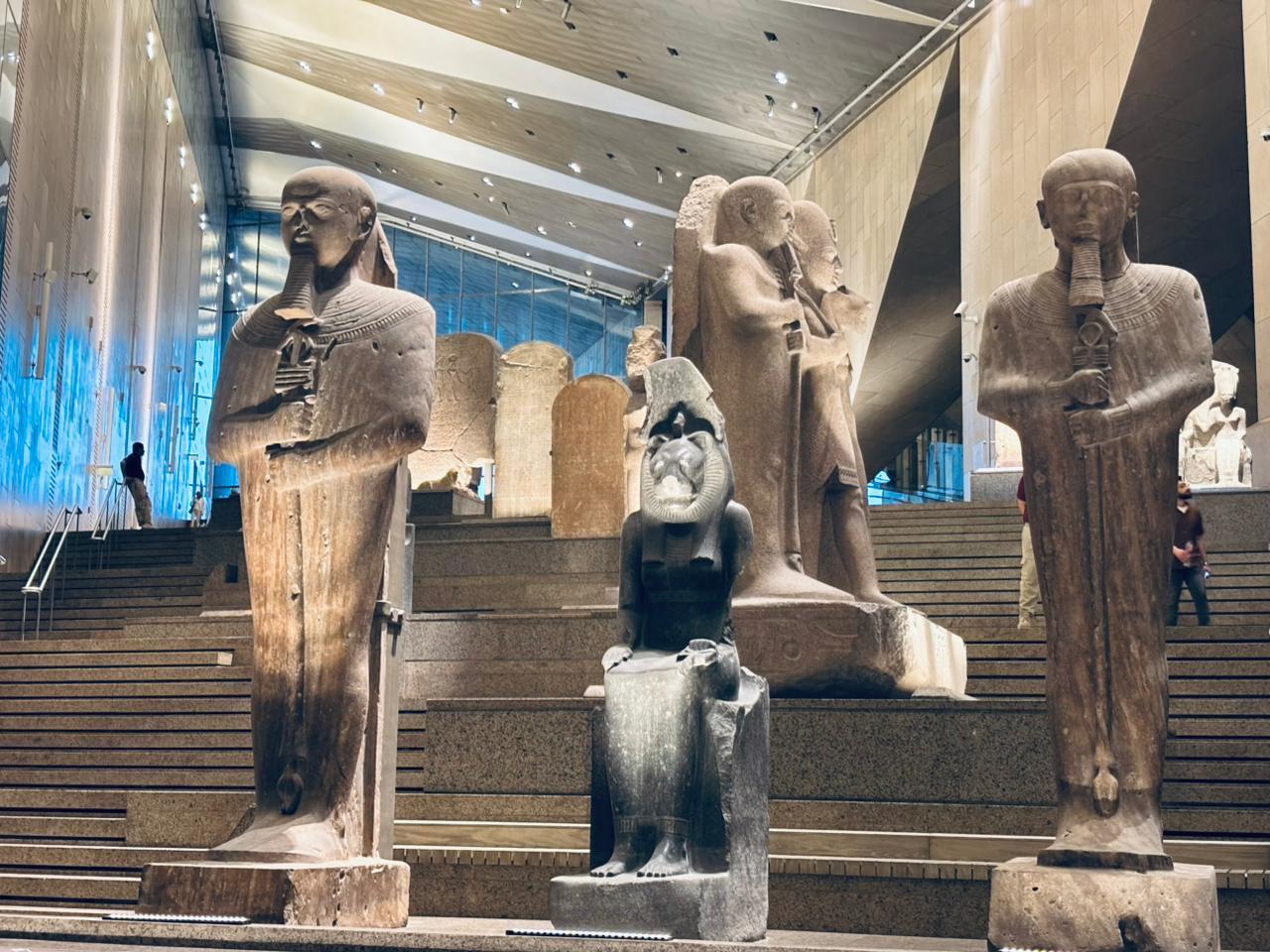 Sharm El Sheikh: Cairo Day Trip by Flight with Pyramids & GEM Museum