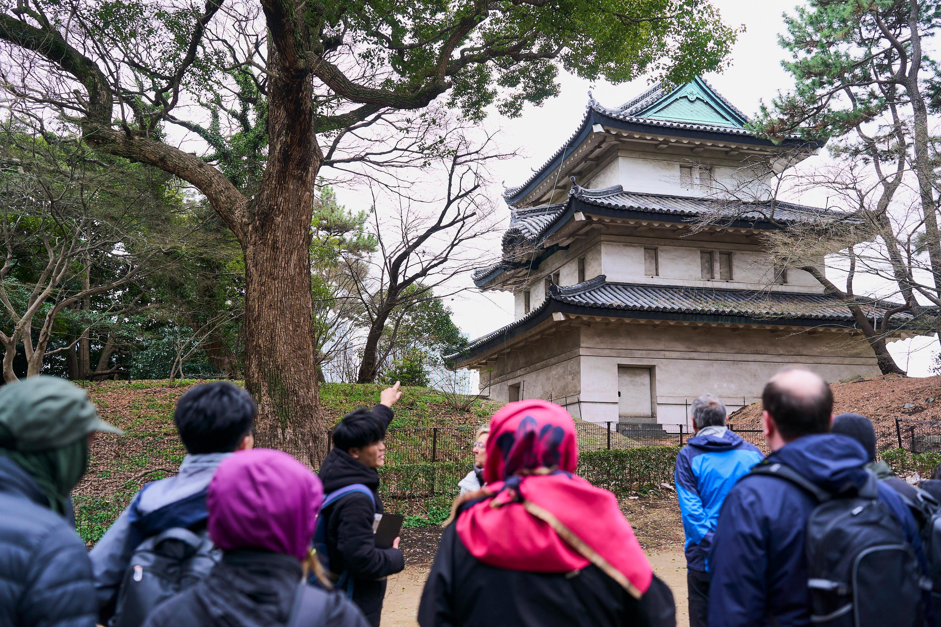 Edo Castle & Imperial Palace Shogun Walking Tour