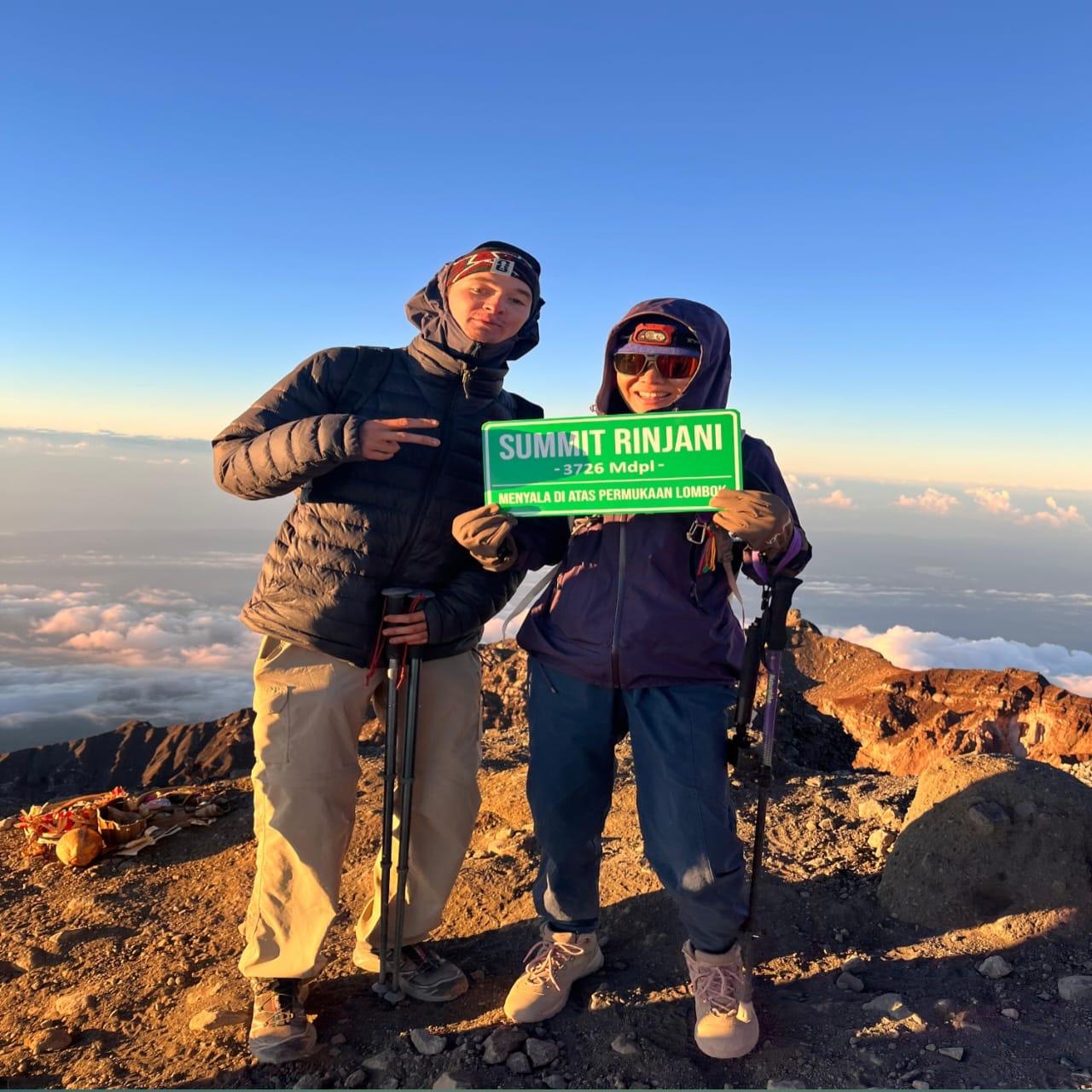 Mount Rinjani 2-Day Summit Trek from Senaru