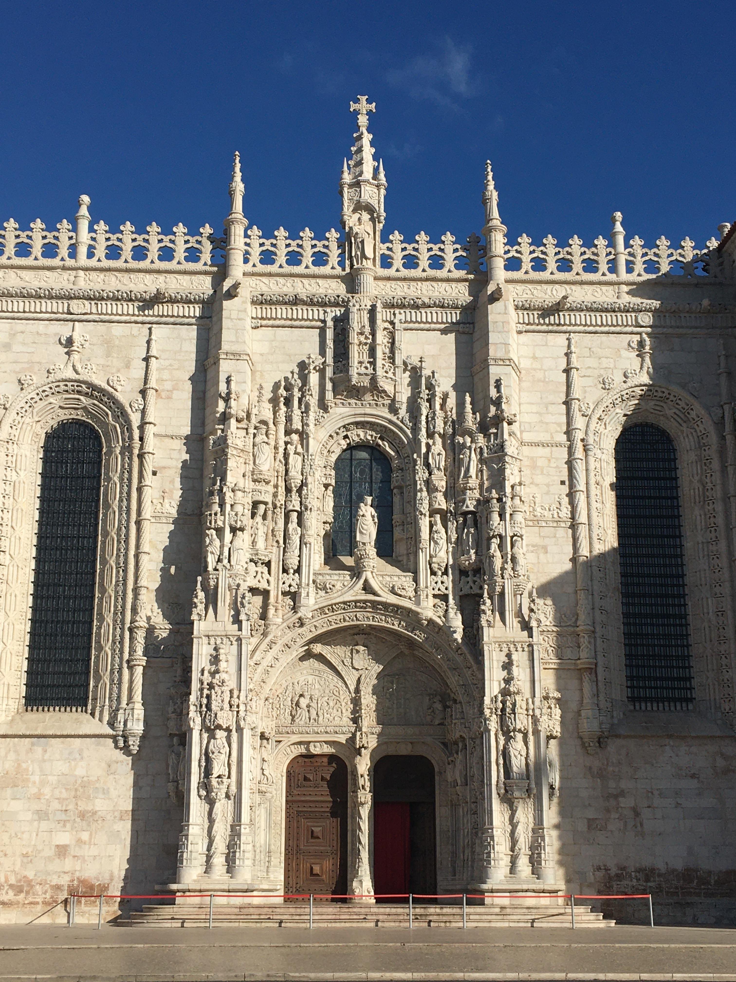 Belém Walking Tour with Jerónimos Monastery Entry