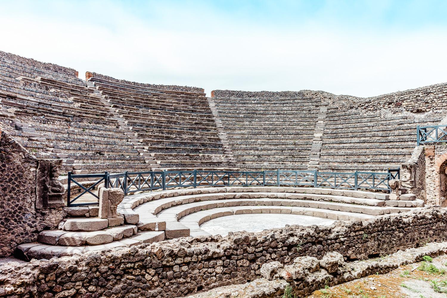 Pompeii: 2H Private Tour with an Archeologist Guide