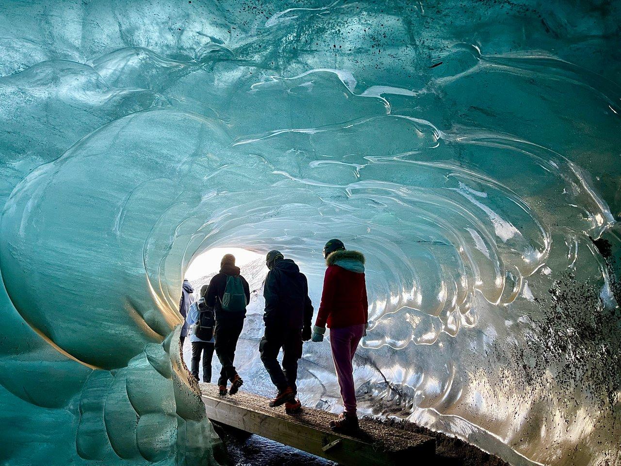 Katla Ice Cave & South Coast Super-Jeep Expedition