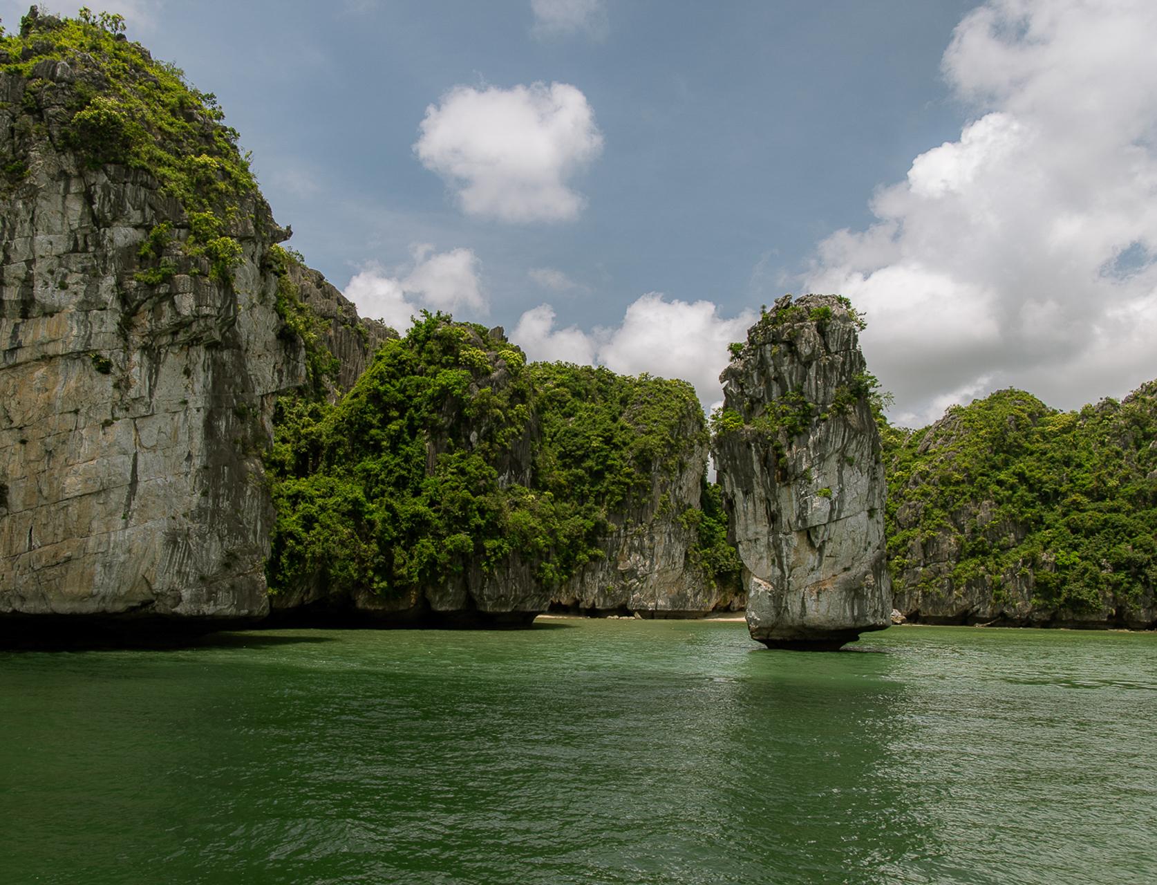 Cat Ba Island: Lan Ha & Ha Long Bay Cruise, Kayak & Snorkel