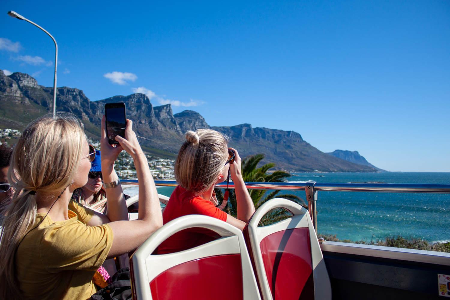 Cape Town Combo: Table Mountain Cableway & Hop-On Hop-Off Bus