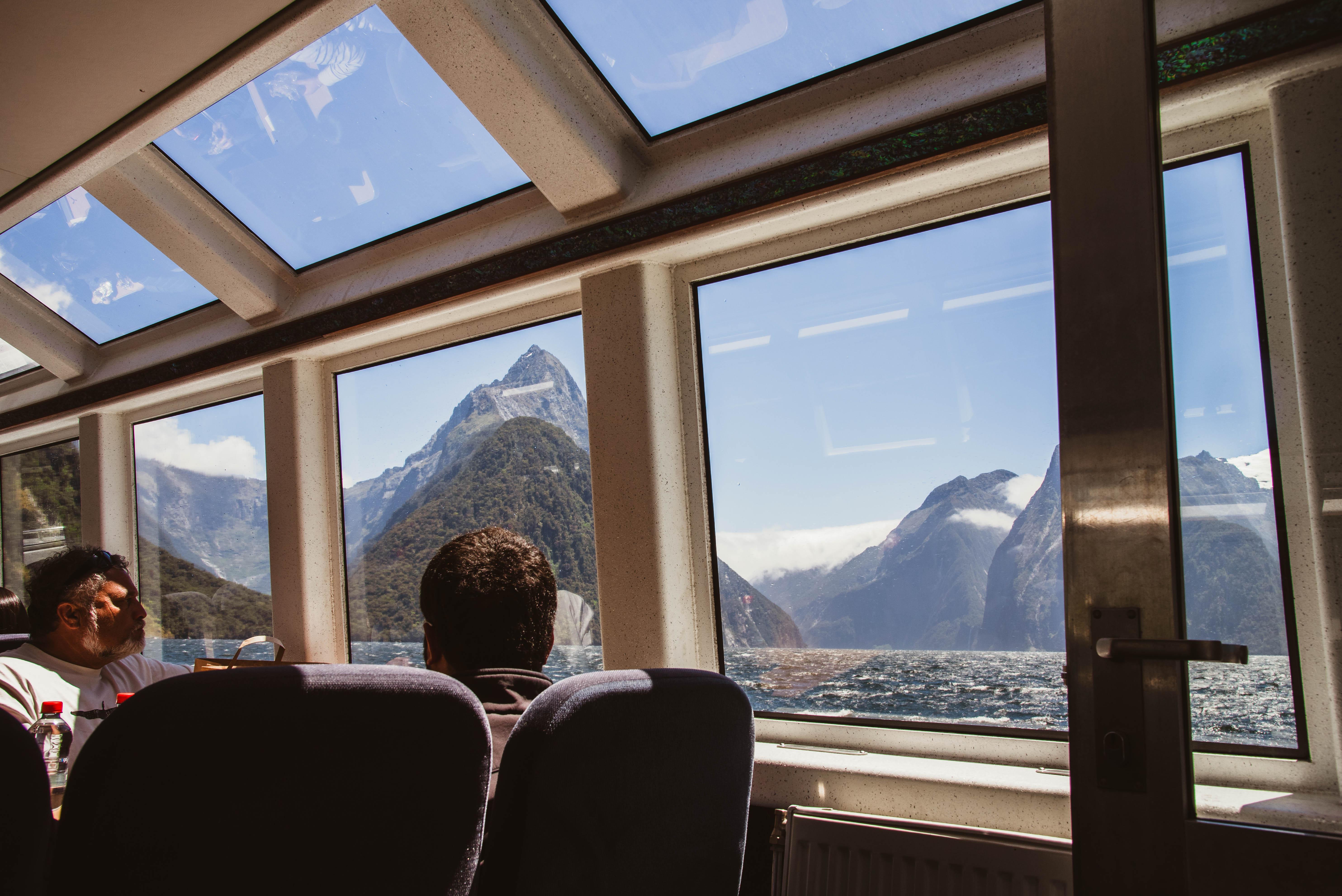 Milford Sound Small Boat Scenic Cruise