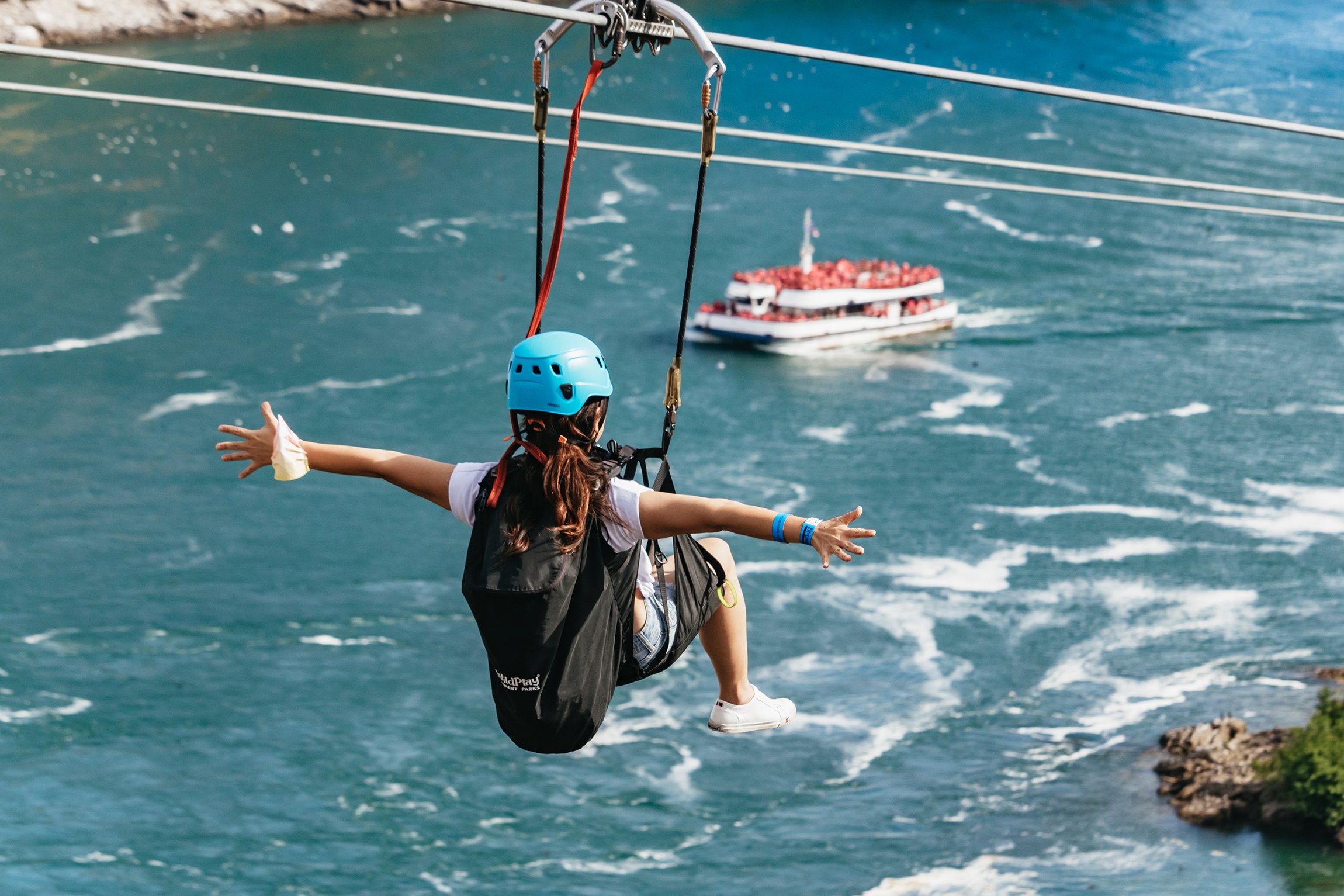 Niagara Falls, Canada: Zipline to The Falls