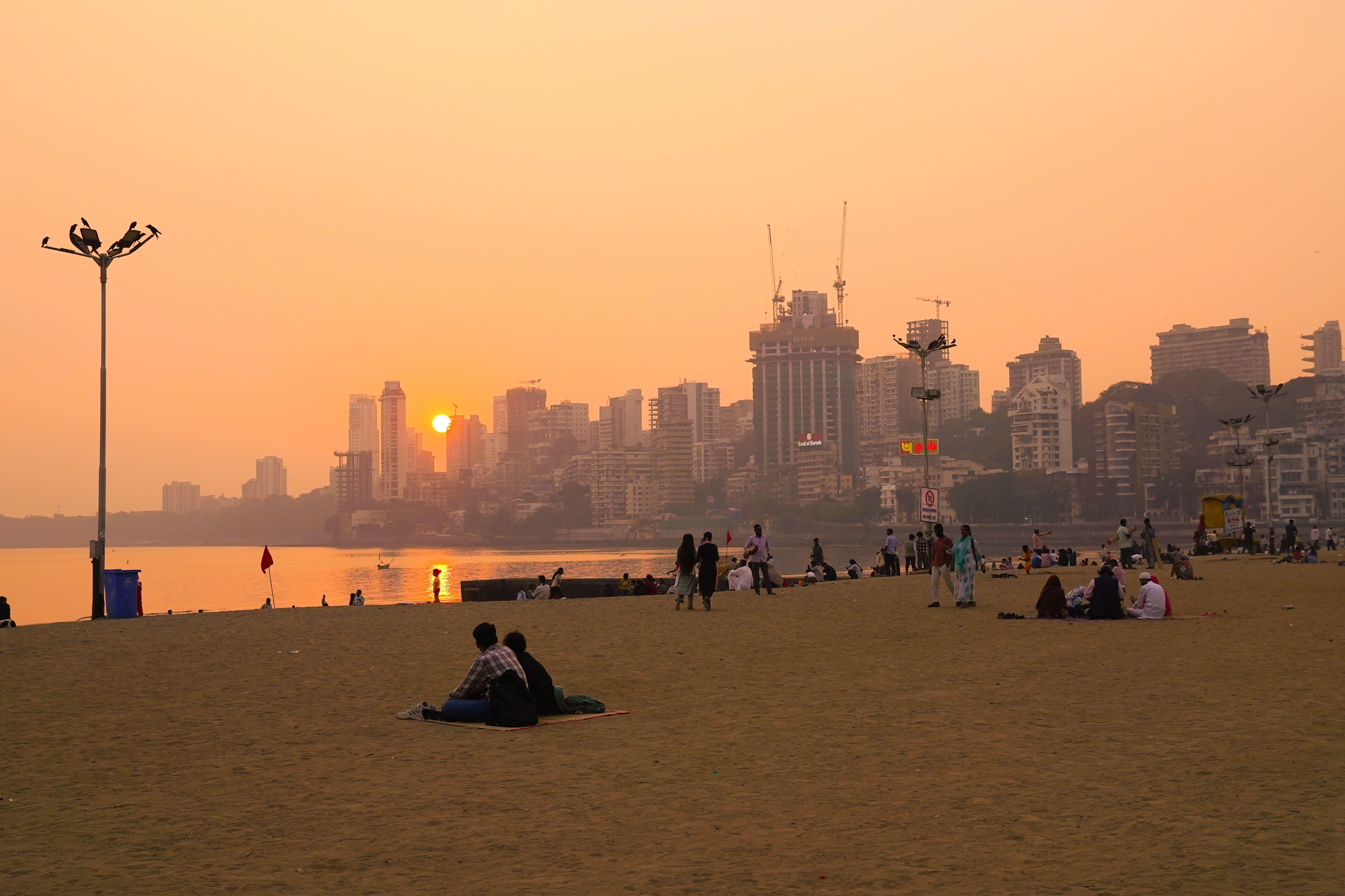 Mumbai Culinary Exploration: Street Food Walking Tour