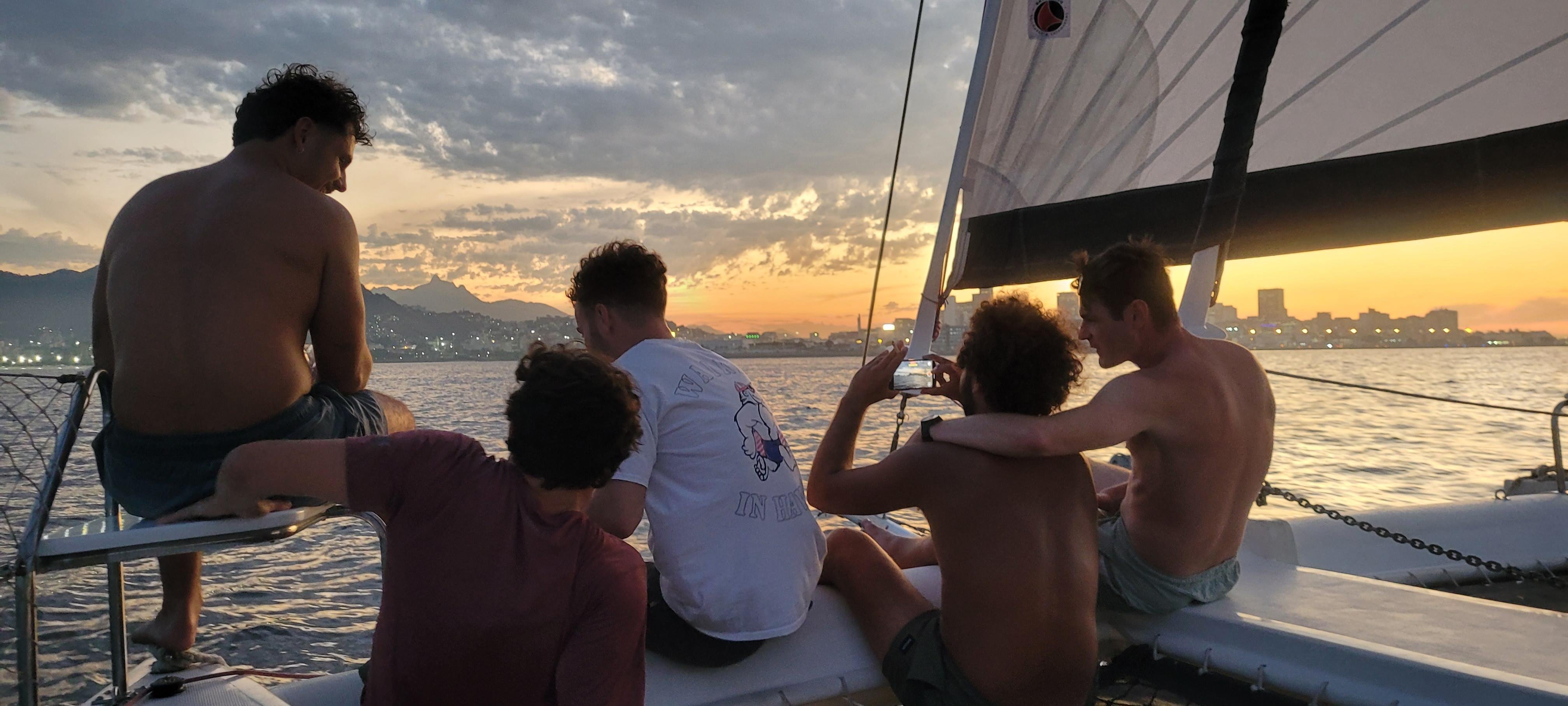 Rio de Janeiro: Private Catamaran Cruise with BBQ & Open Bar