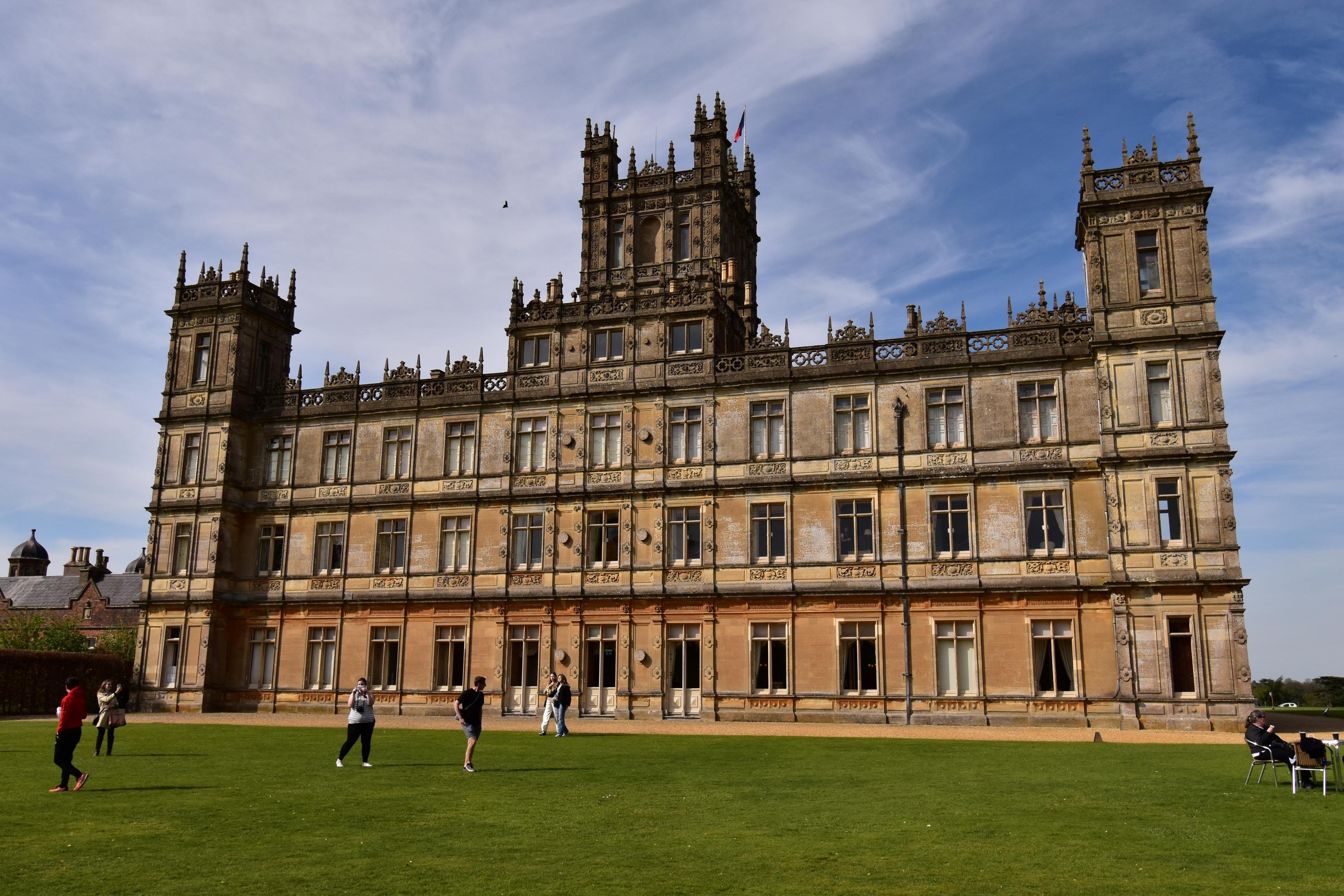 Private Downton Abbey Tour from London with Highclere Castle