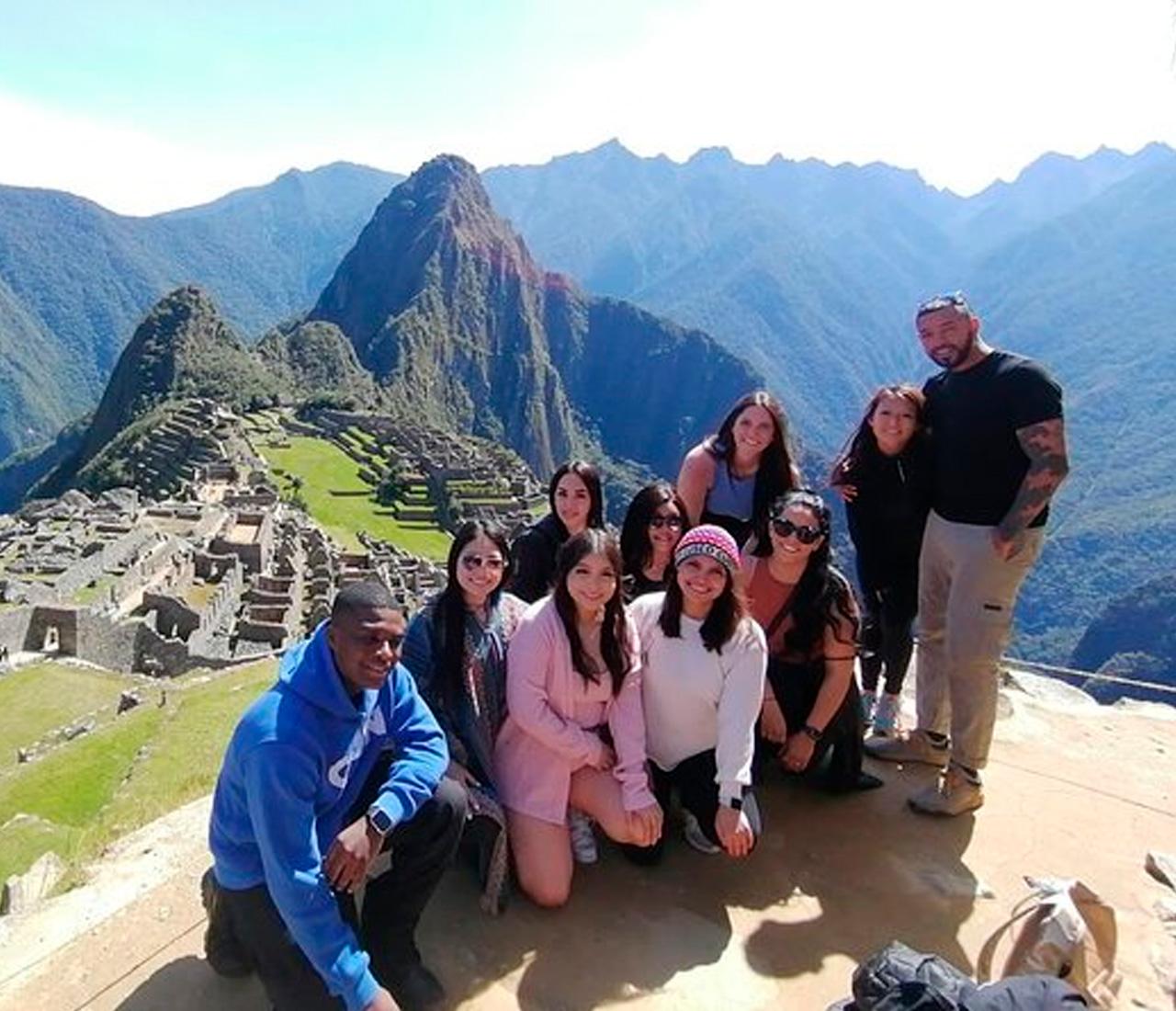 Machu Picchu Day Trip with Vistadome Train from Cusco