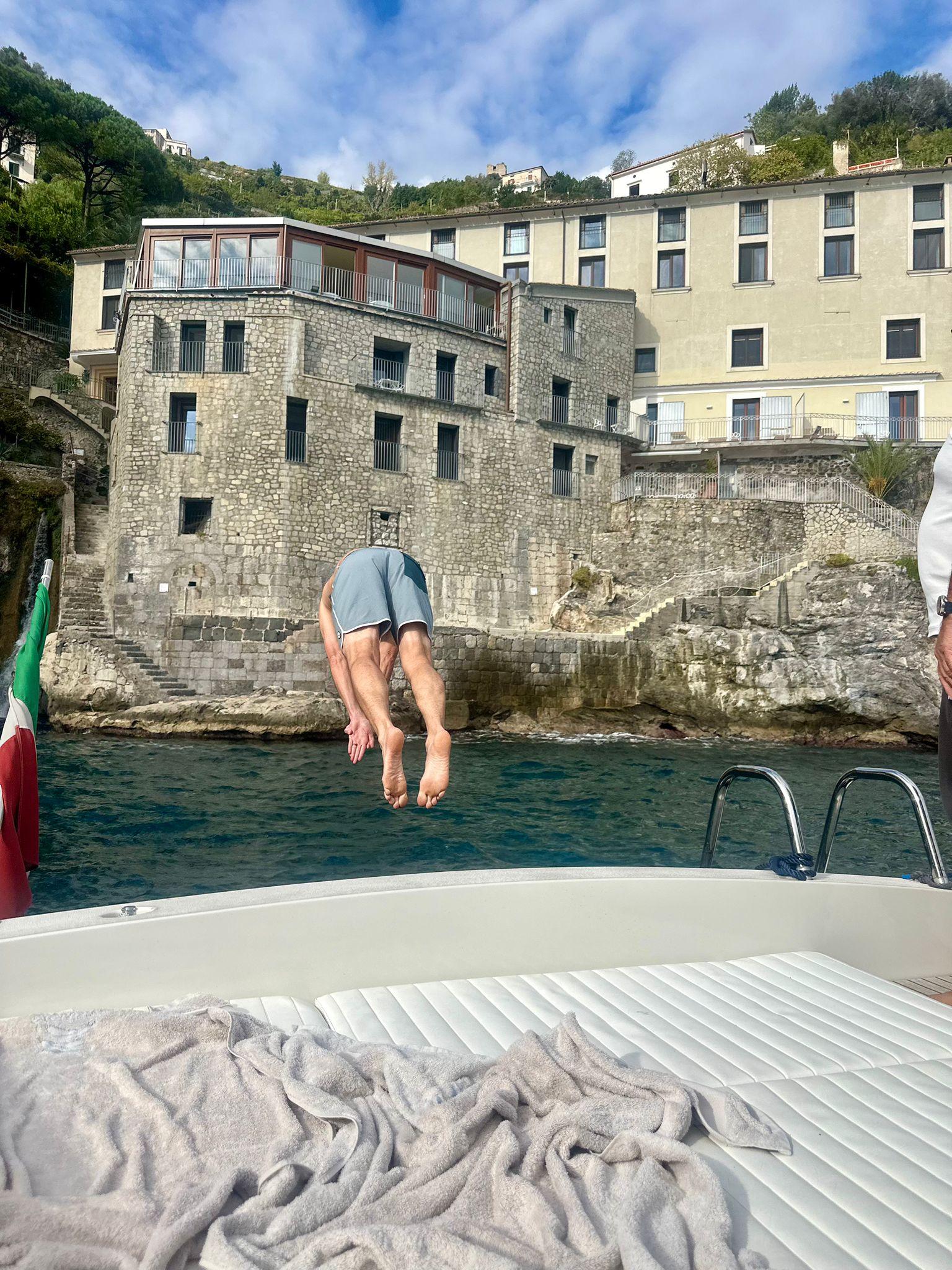 Private Boat Tour from Positano: Capri or Amalfi Coast