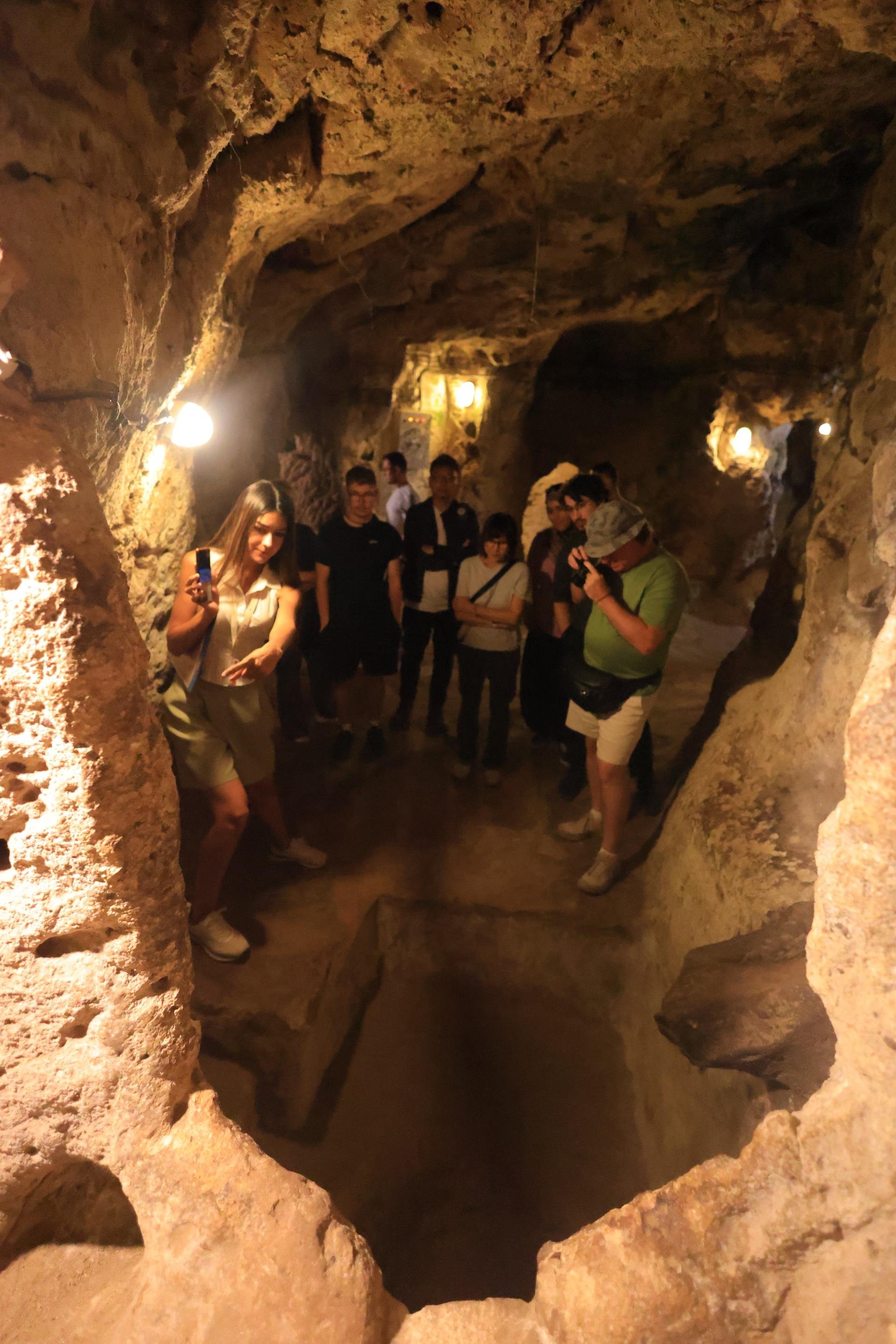 Cappadocia Green Tour: Derinkuyu Underground City & Ihlara Valley Hike