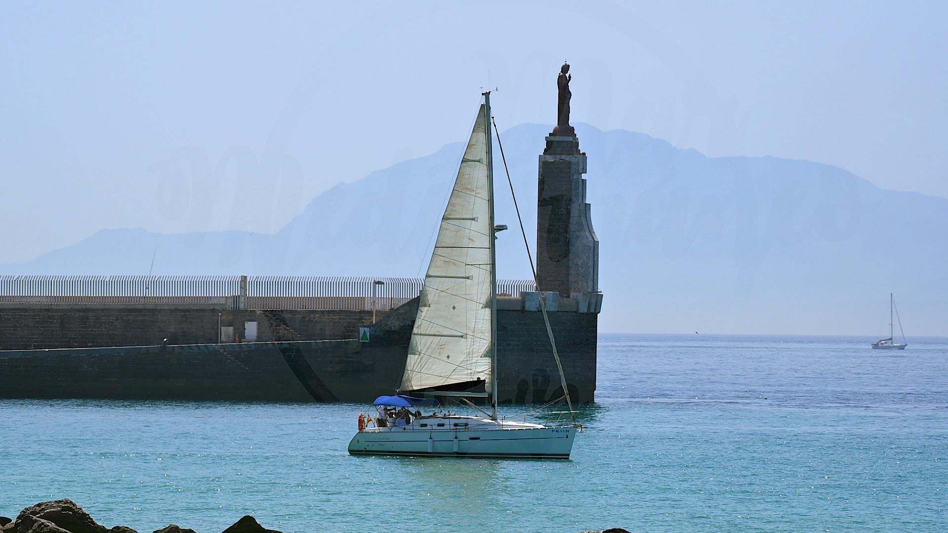 Tarifa Sailboat Cruise with Snorkeling, Tapas & Open Bar