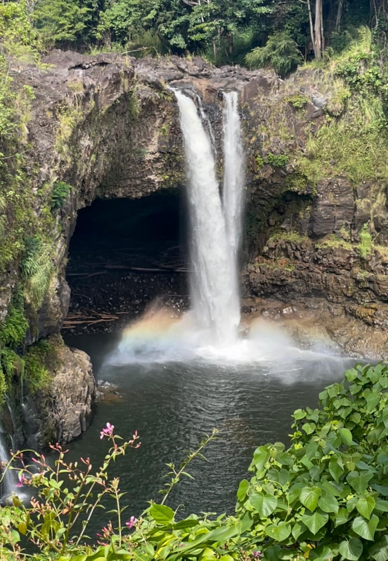 Kona: Private Waterfalls & Mauna Kea Summit Tour