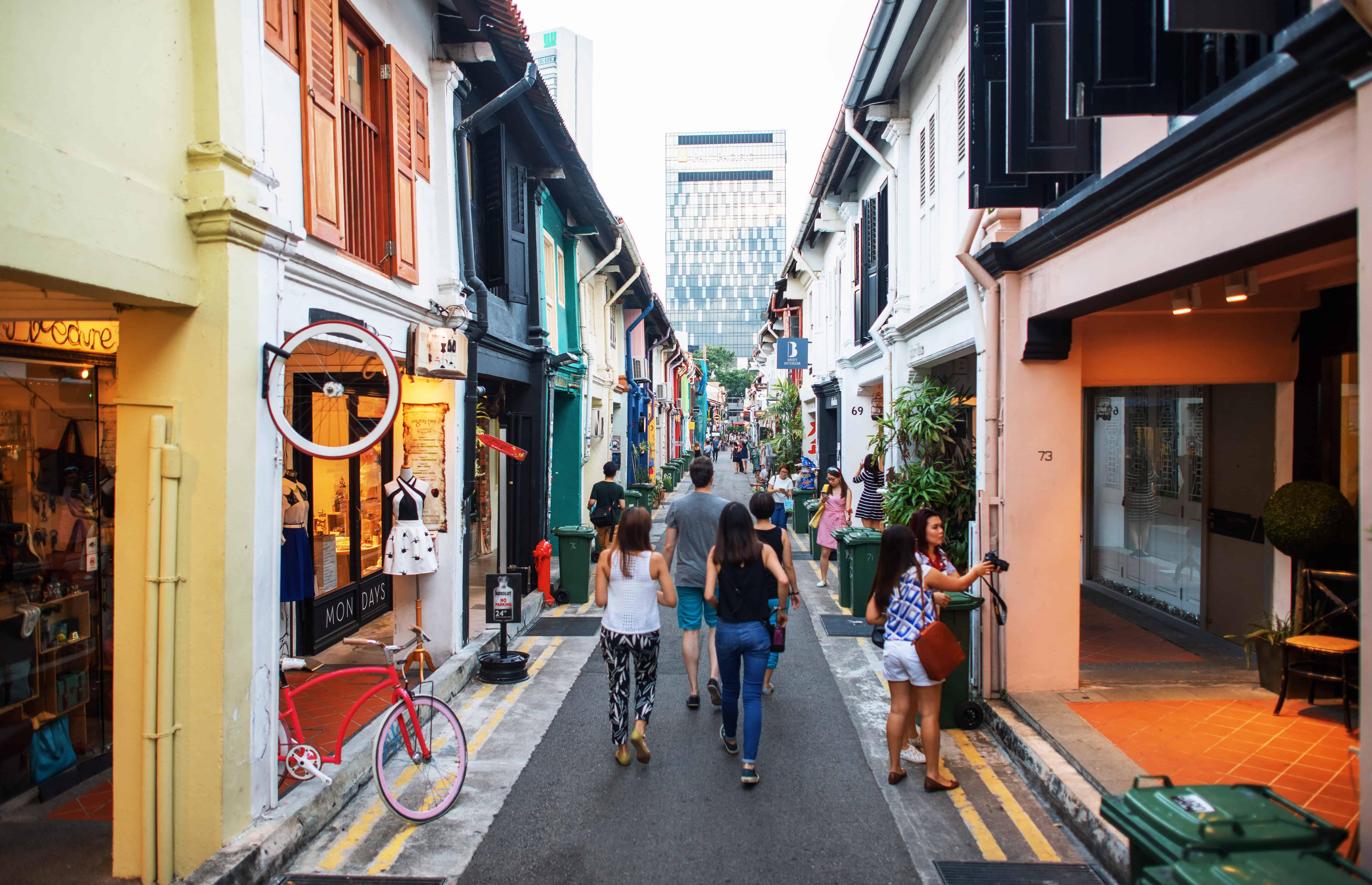 Kampong Glam Cultural Walking Tour with Traditional Treats