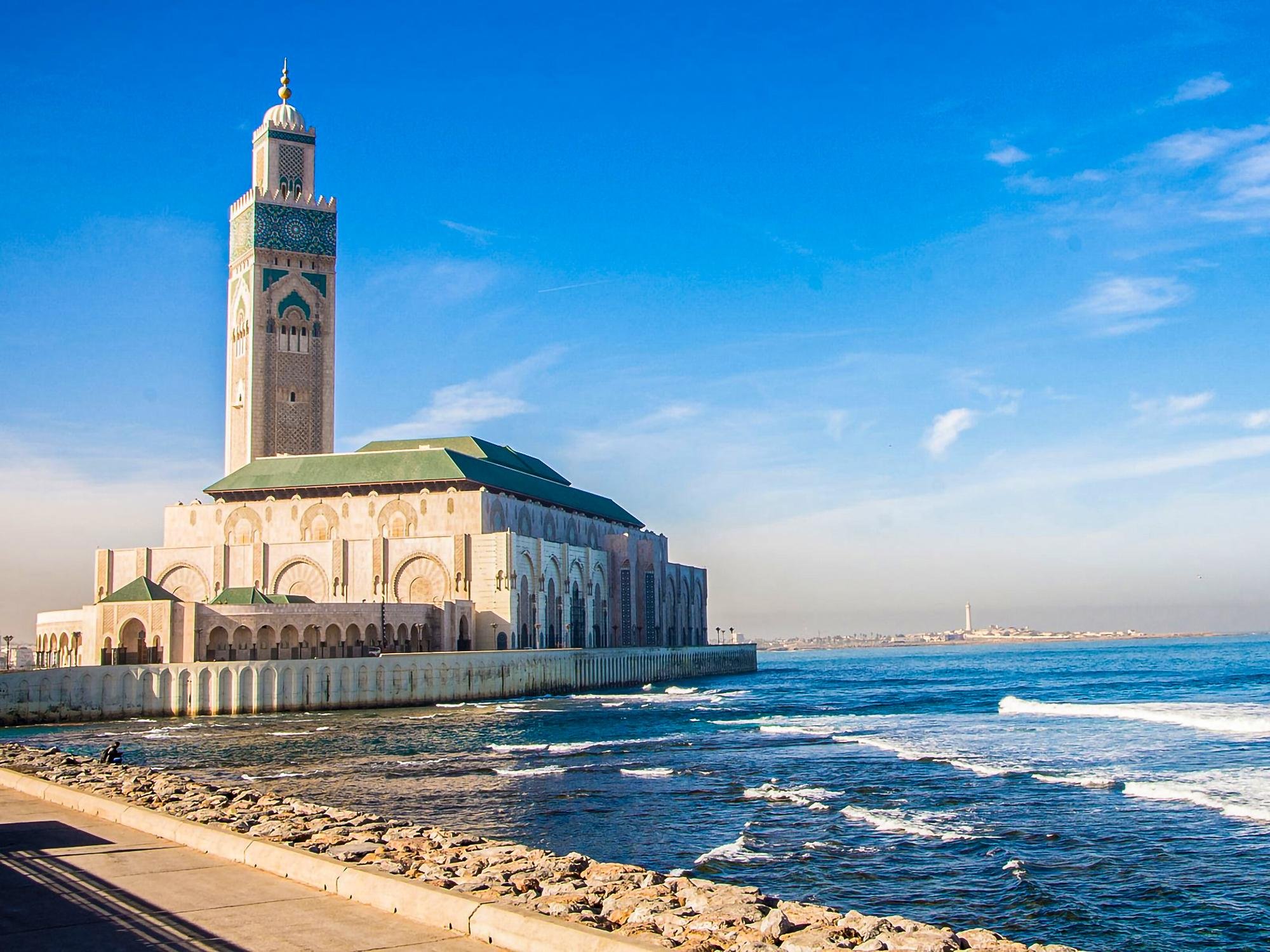 Casablanca Day Trip from Marrakech with Hotel Transfer