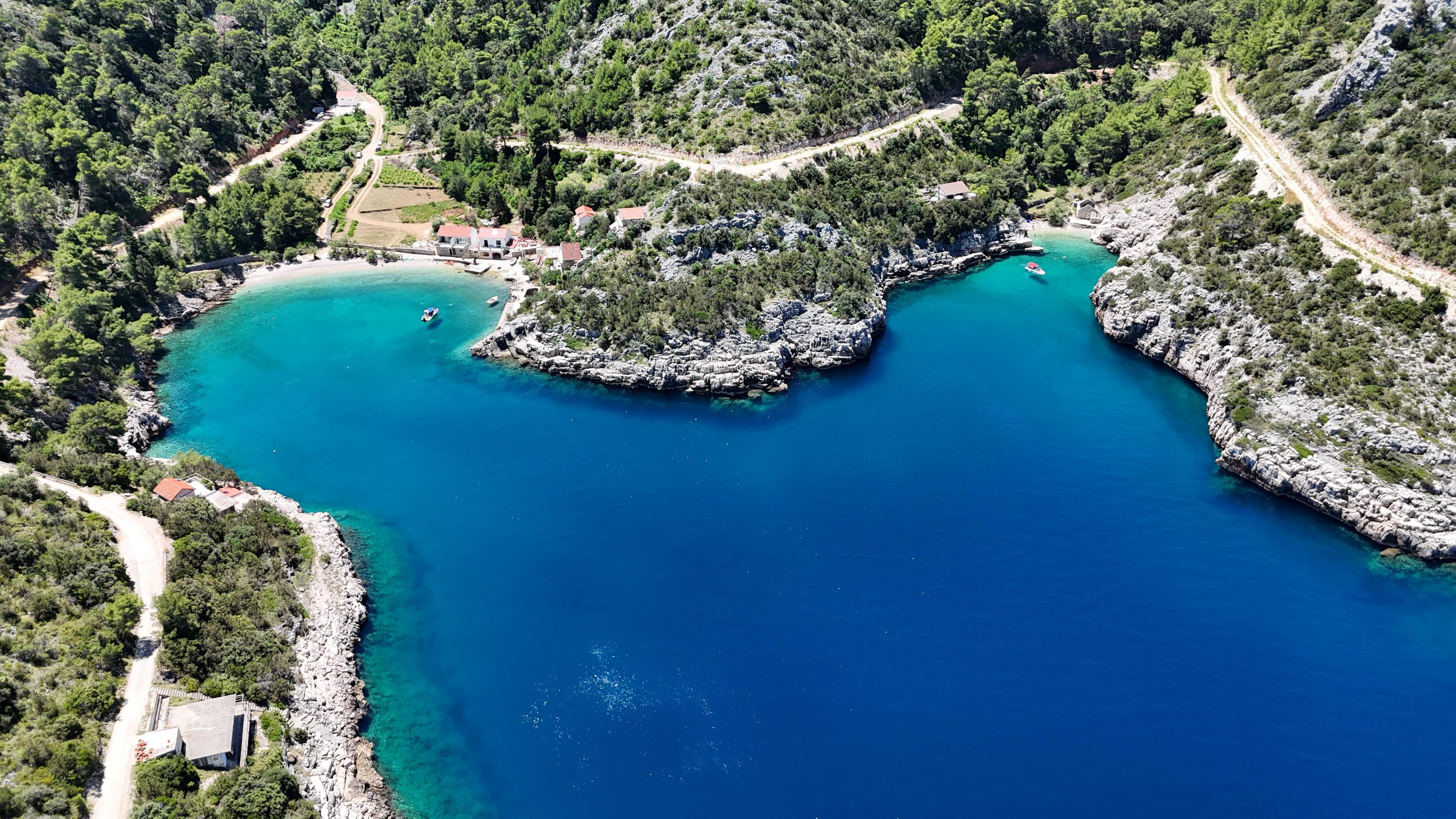 From Makarska: Brač & Hvar Islands Full-Day Speedboat Adventure
