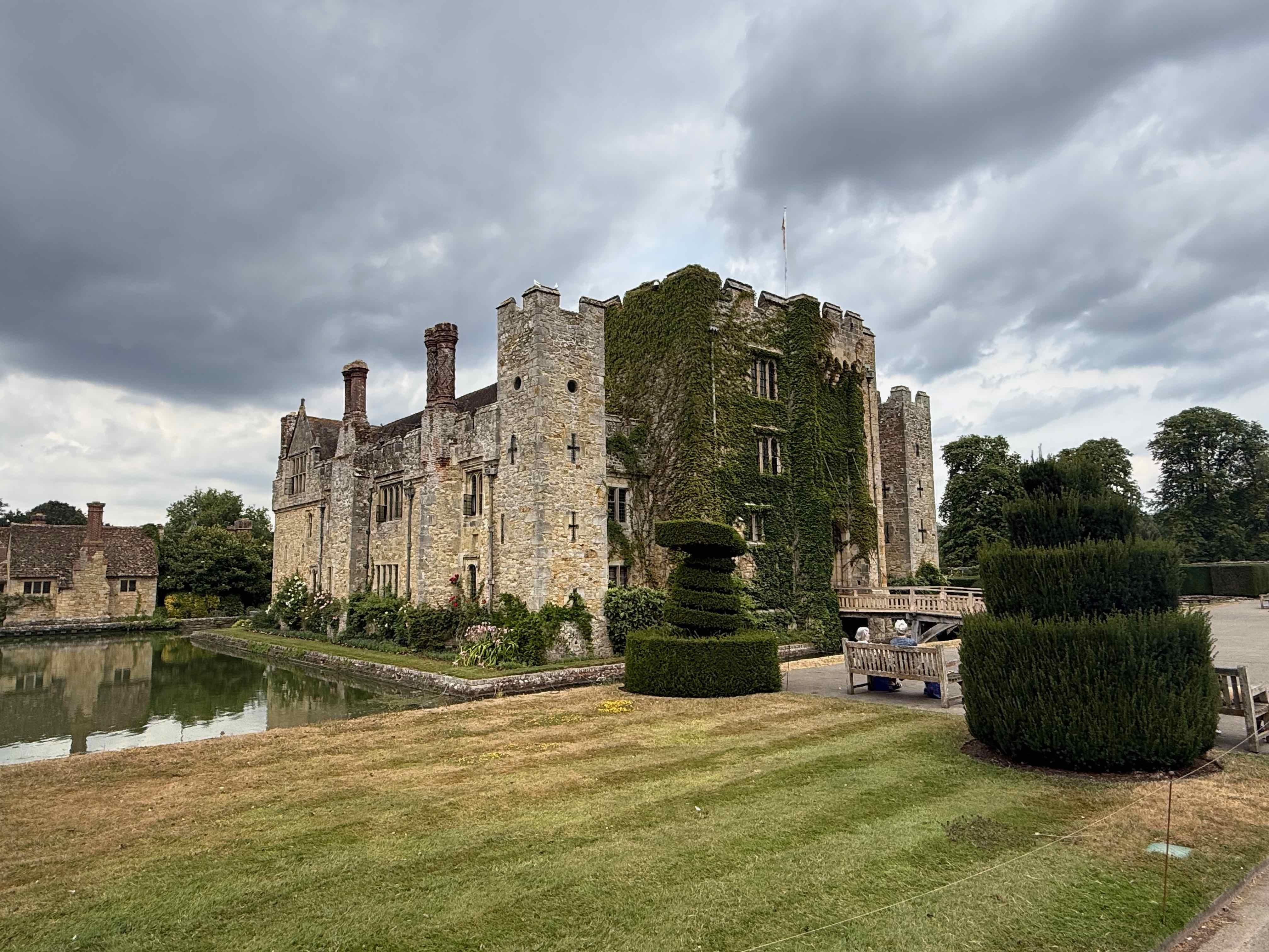 Hever Castle, Anne Boleyn's Home & Chiddingstone Tudor Village Day Trip