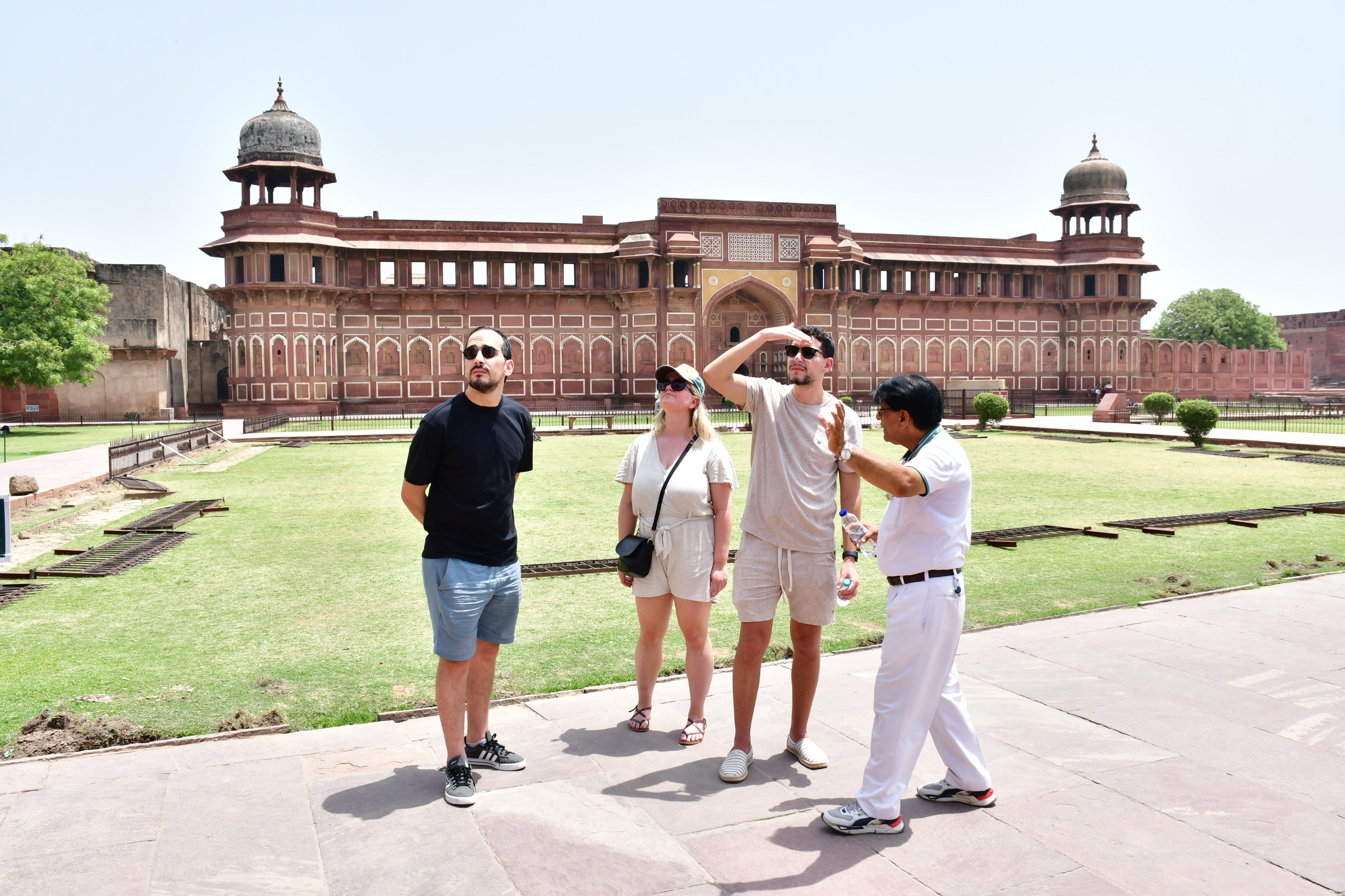 Delhi to Taj Mahal & Agra Private Day Tour with Marriott Lunch