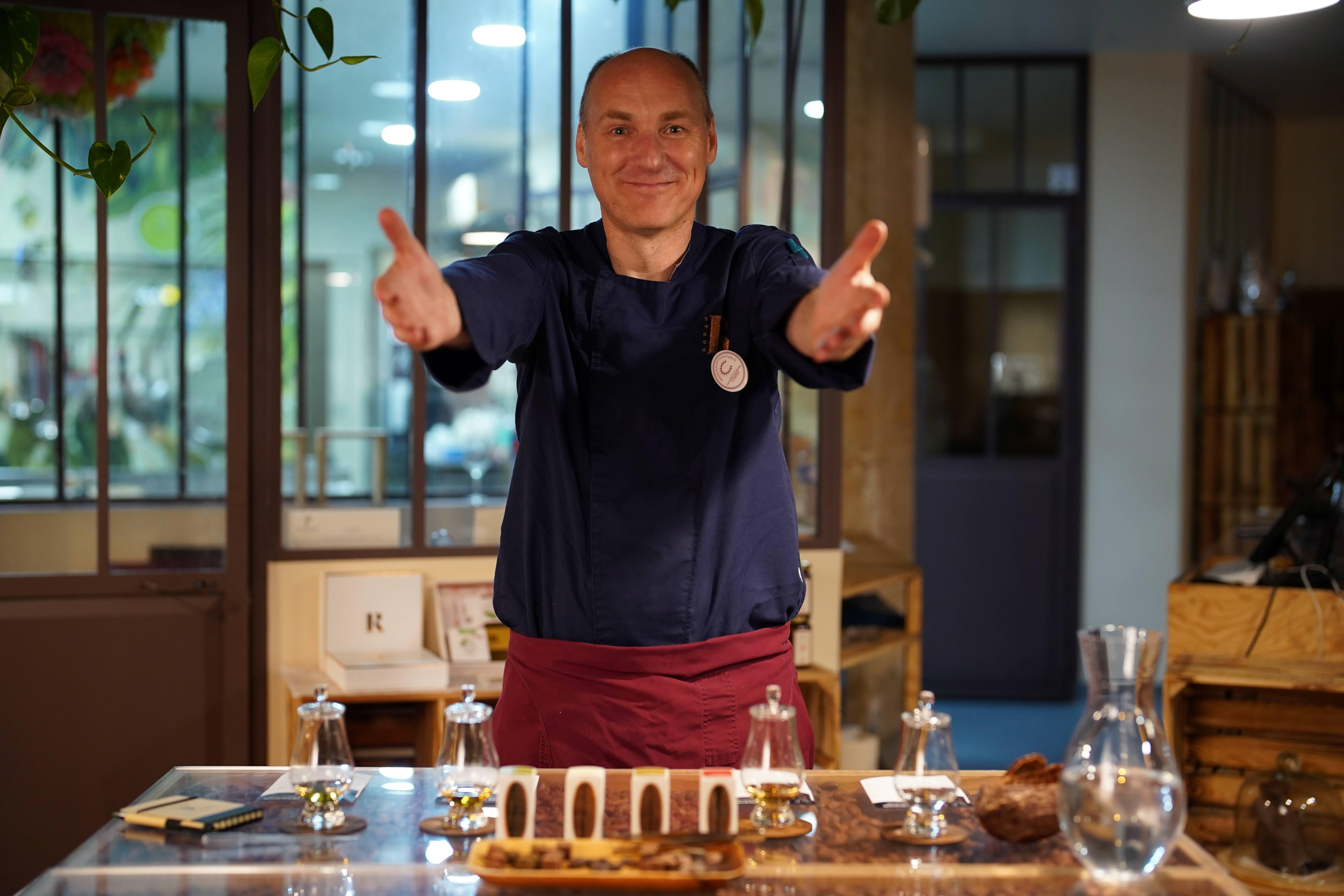 Bean-to-Bar Chocolate Making Workshop in Paris
